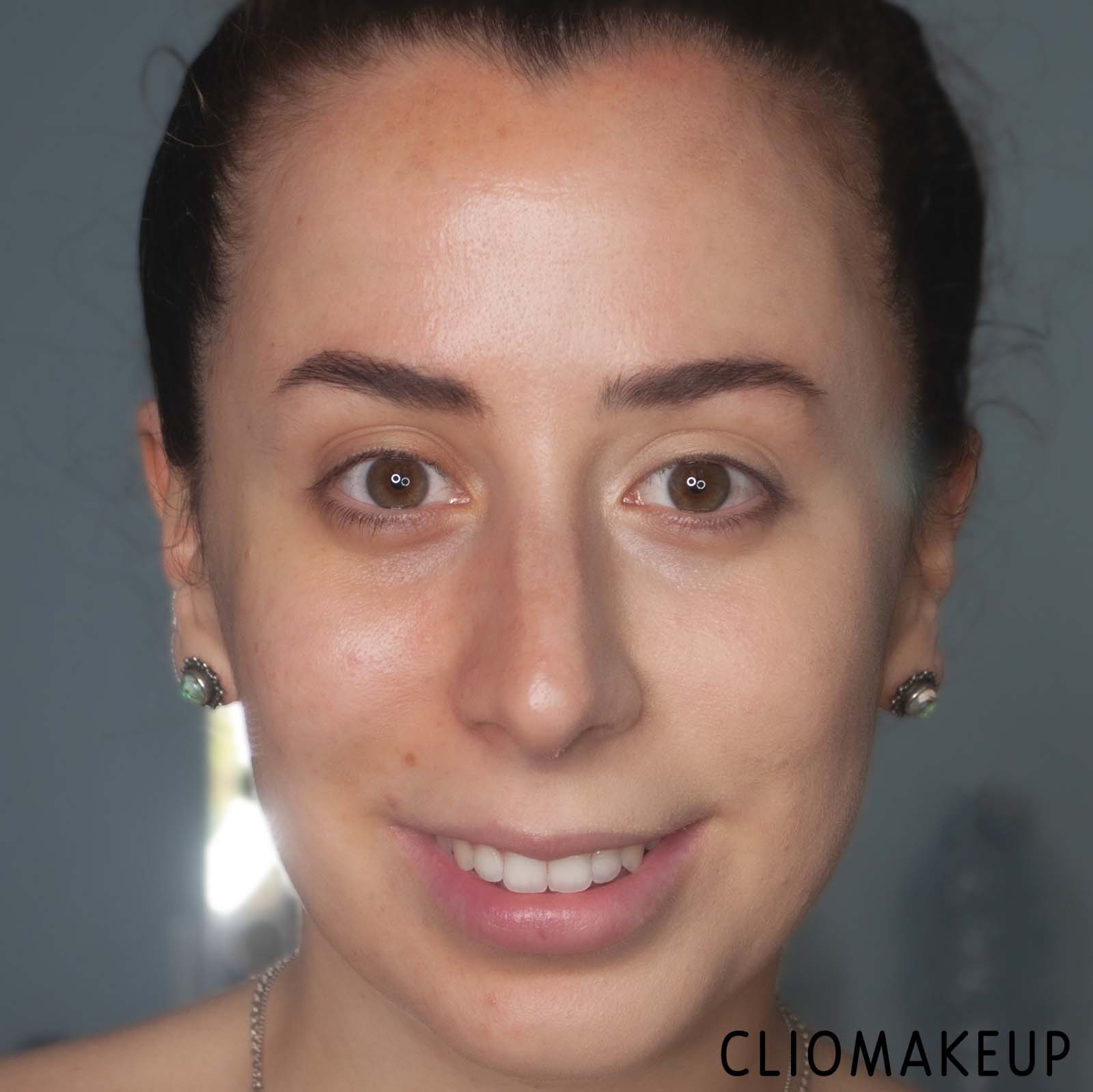 cliomakeup-recensione-crema-colorata-rare-beauty-positive-light-tinted-moisturizer-spf-20-9