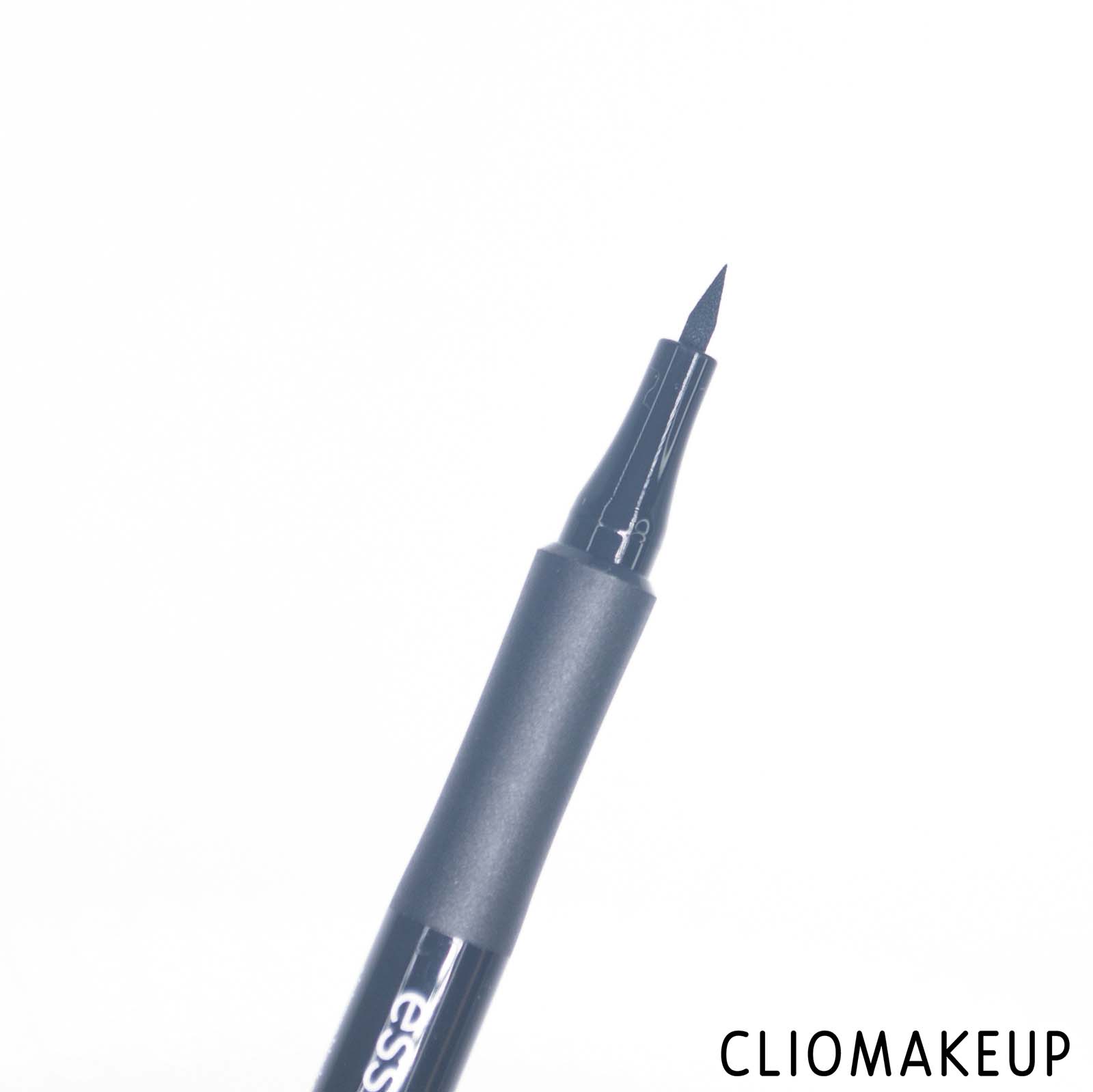 cliomakeup-recensione-eyeliner-essence-24-ever-ink-liner-5