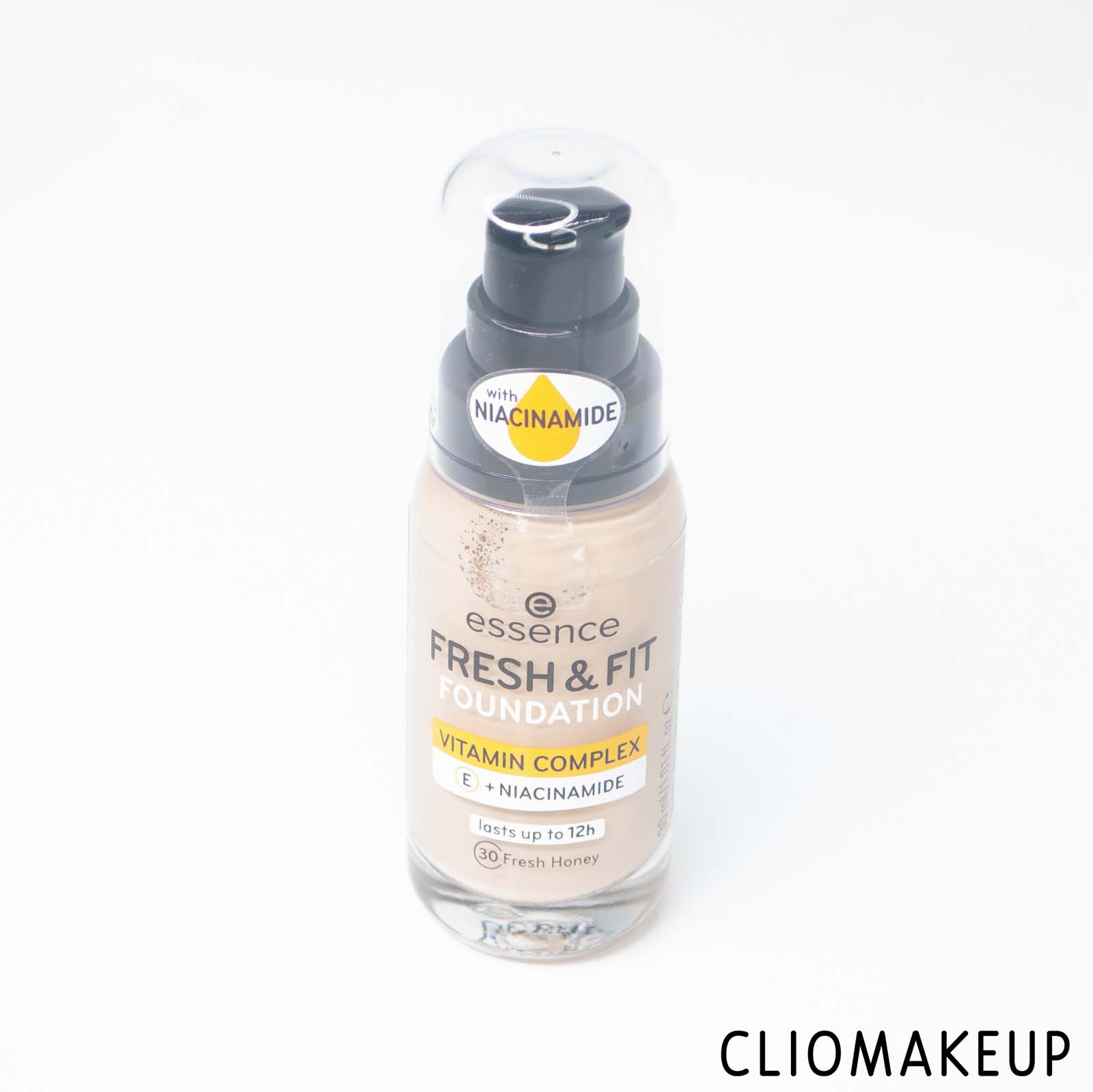 cliomakeup-recensione-fondotinta-essence-fresh-e-fit-foundation-vitamin-complex-+-niacinamide-2