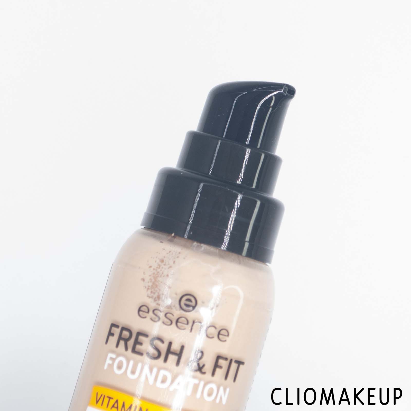 cliomakeup-recensione-fondotinta-essence-fresh-e-fit-foundation-vitamin-complex-+-niacinamide-5