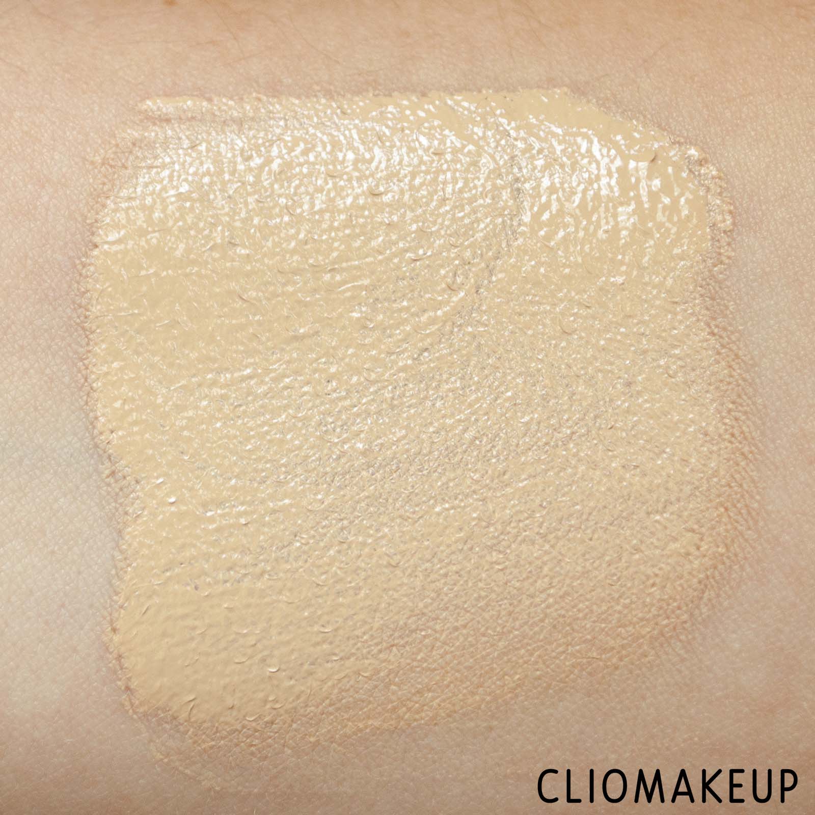 cliomakeup-recensione-fondotinta-essence-fresh-e-fit-foundation-vitamin-complex-+-niacinamide-8