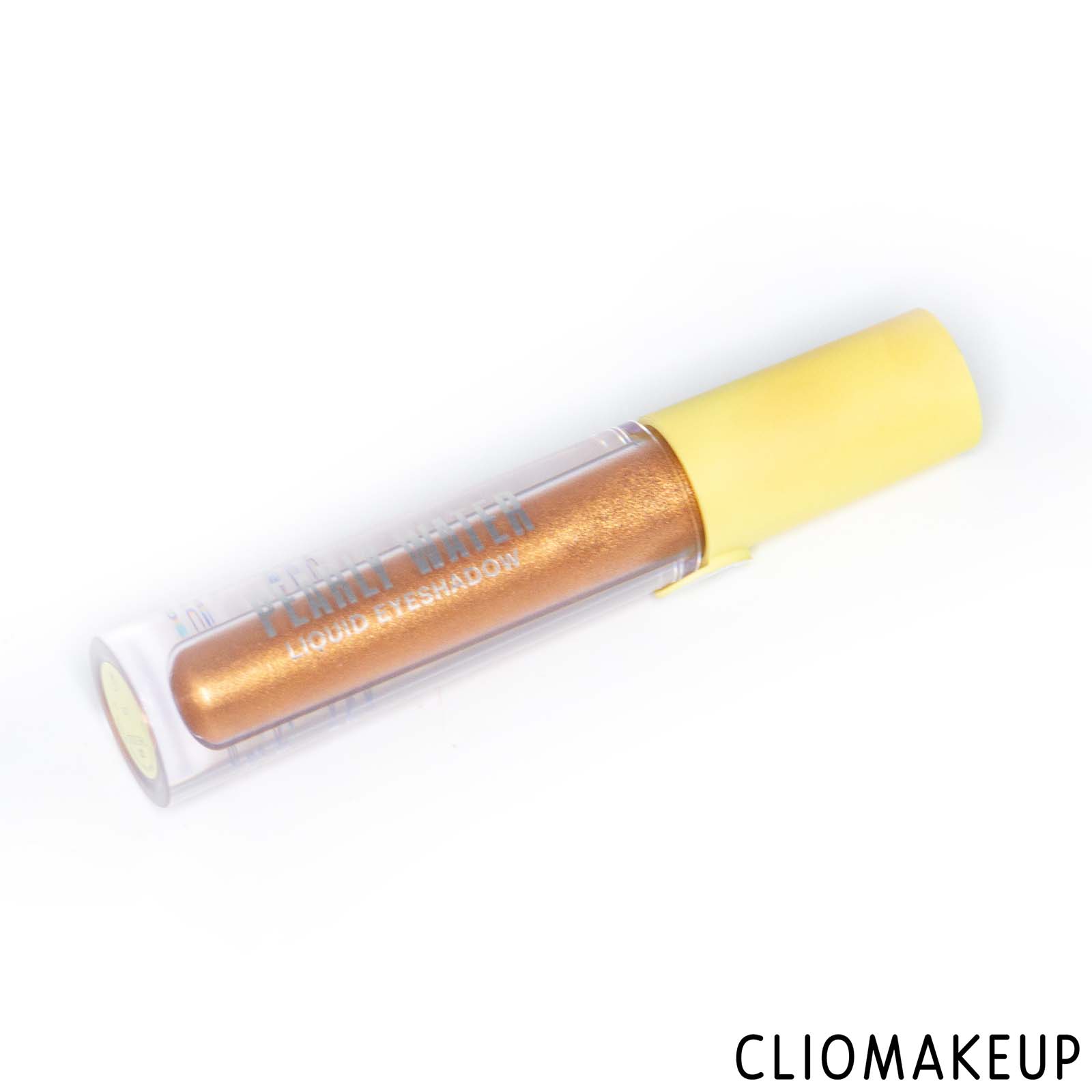 cliomakeup-recensione-ombretto-liquido-wycon-pearly-water-liquid-eyeshadow-2