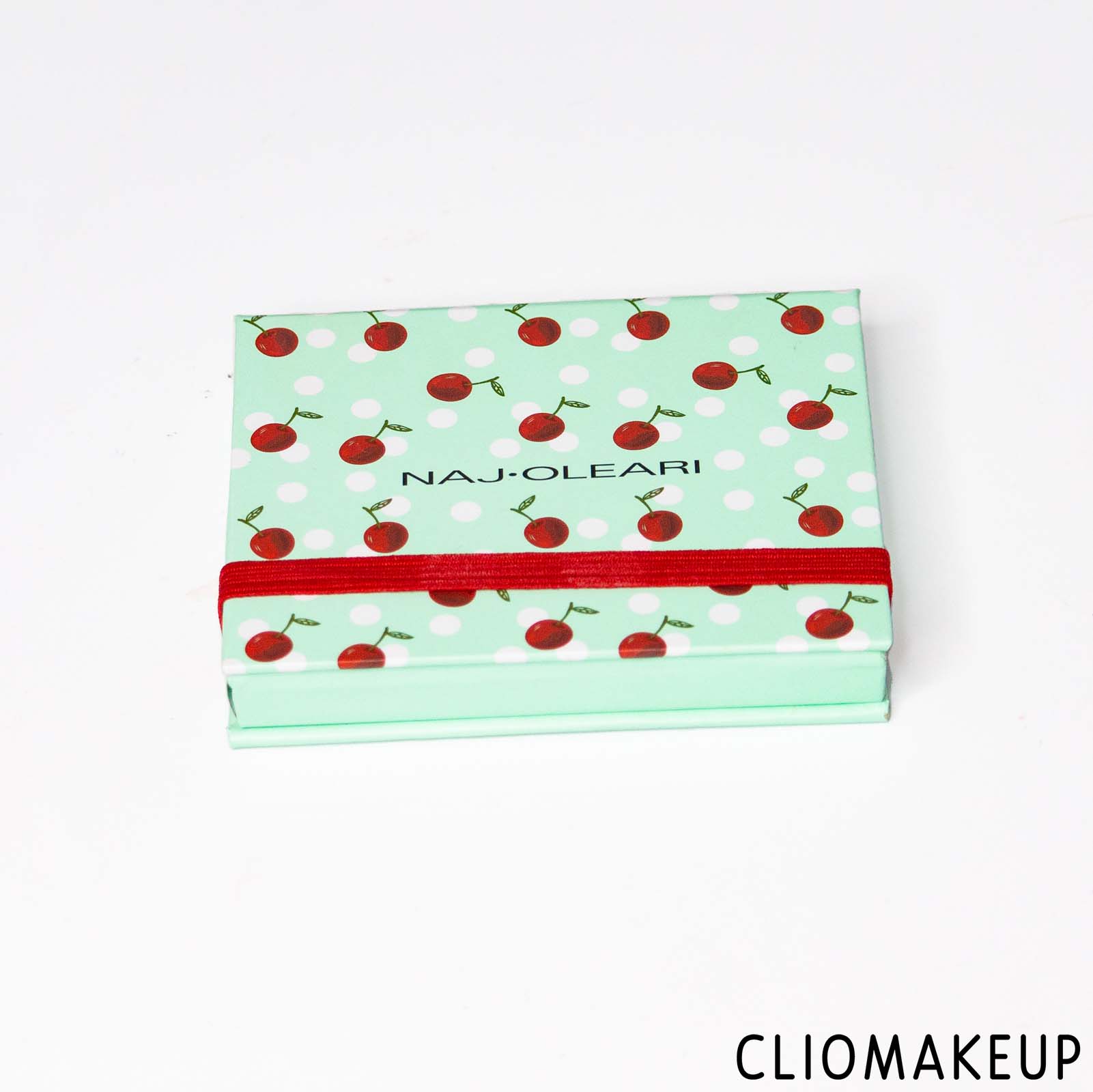 cliomakeup-recensione-palette-naj-oleari-cherry-dream-eyeshadow-palette-3