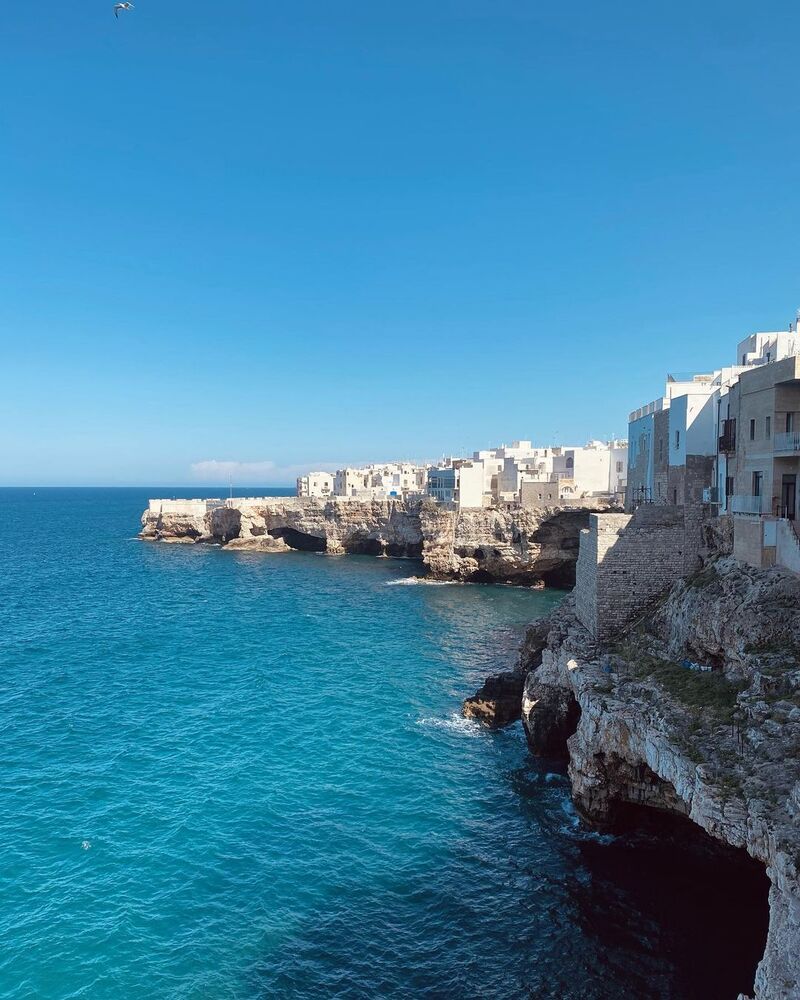 cliomakeup-citta-visitare-weekend-estate-2022-polignano-a-mare