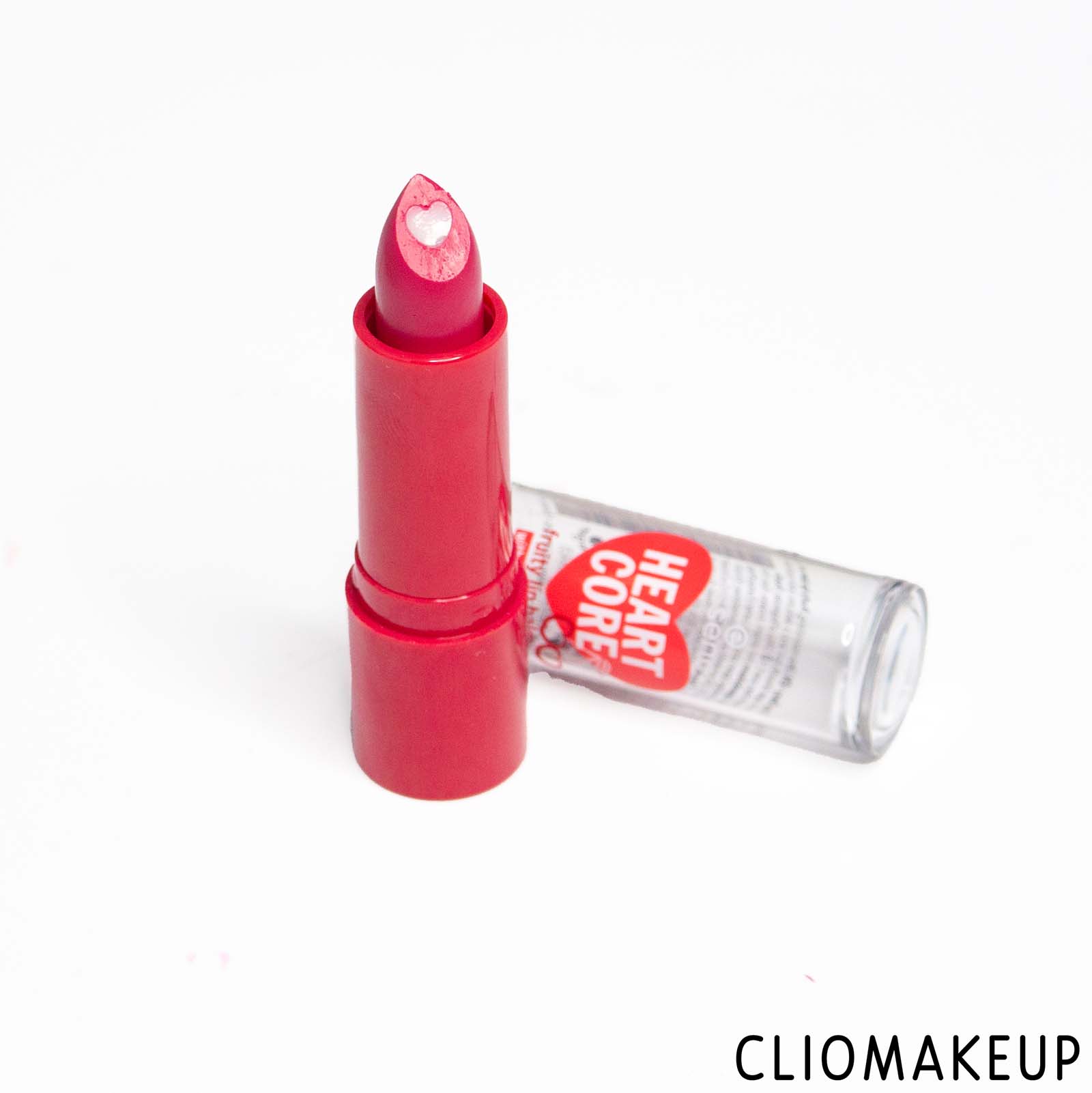 cliomakeup-recensione-balsamo-labbra-essence-heart-core-fruity-lip-balm-4