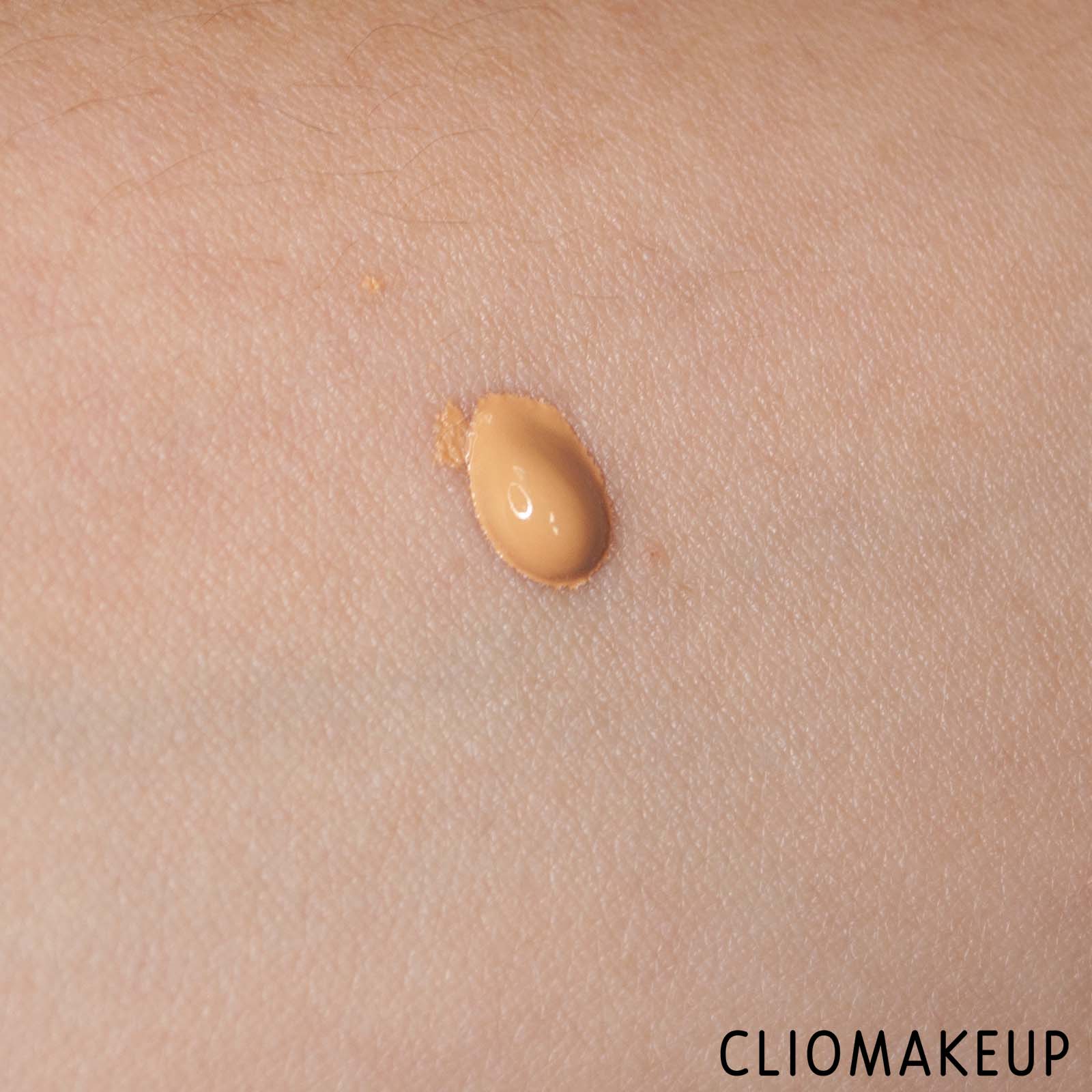 cliomakeup-recensione-fondotinta-kiko-festival-glow-fresh-feel-foundation-spf-30-7