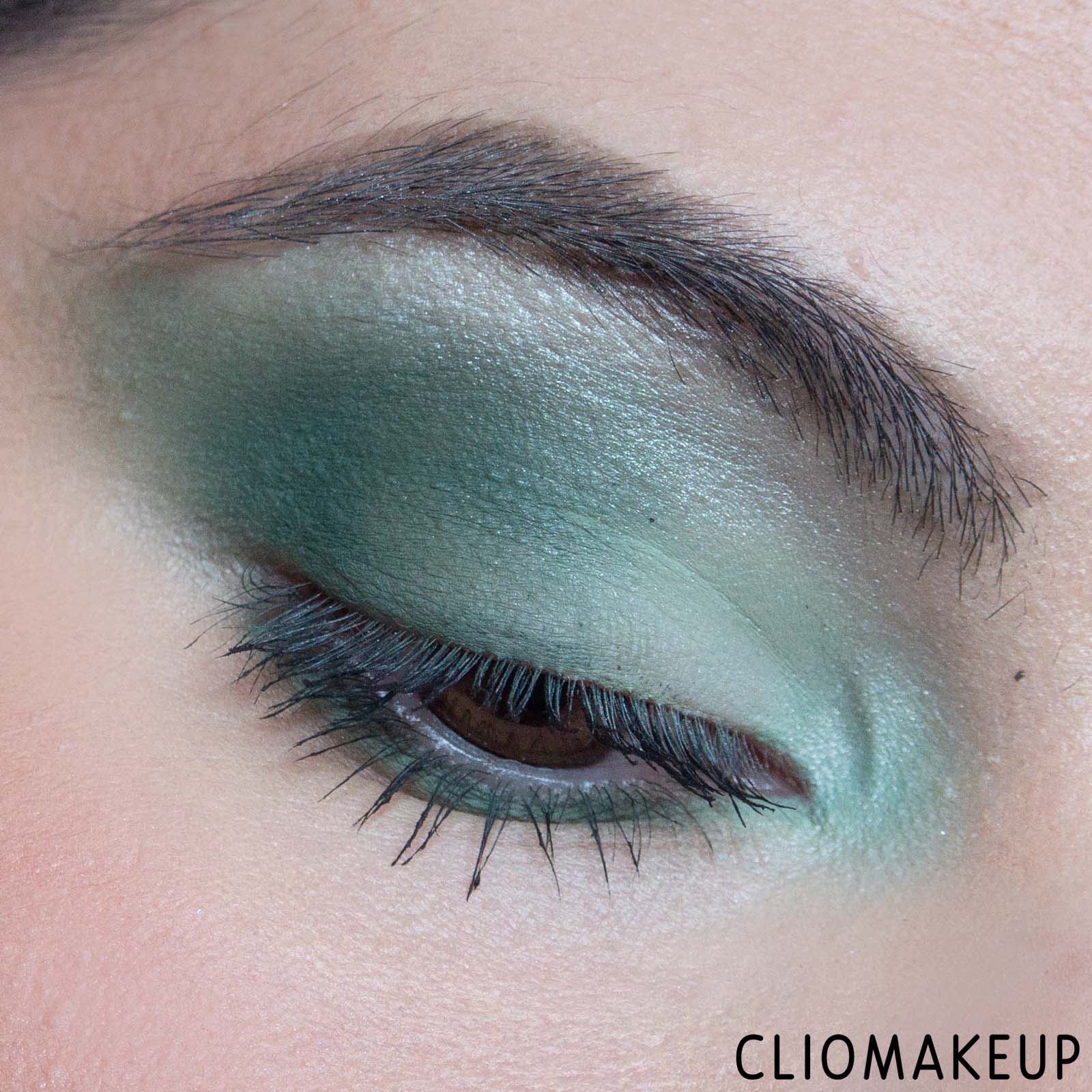 cliomakeup-recensione-palette-essence-benvenuti-a-roma-eyeshadow-palette-13