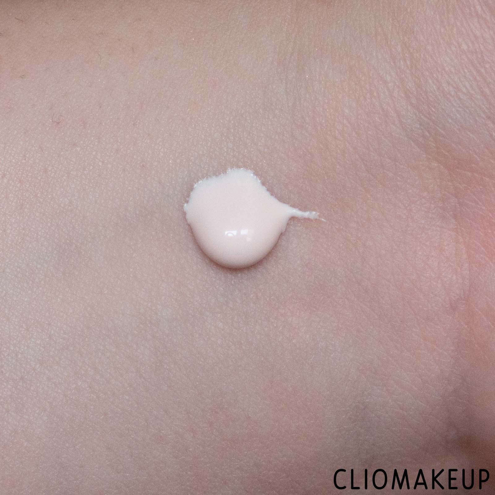 cliomakeup-recensione-primer-neve-cosmetics-sunshine-primer-spf-30-6