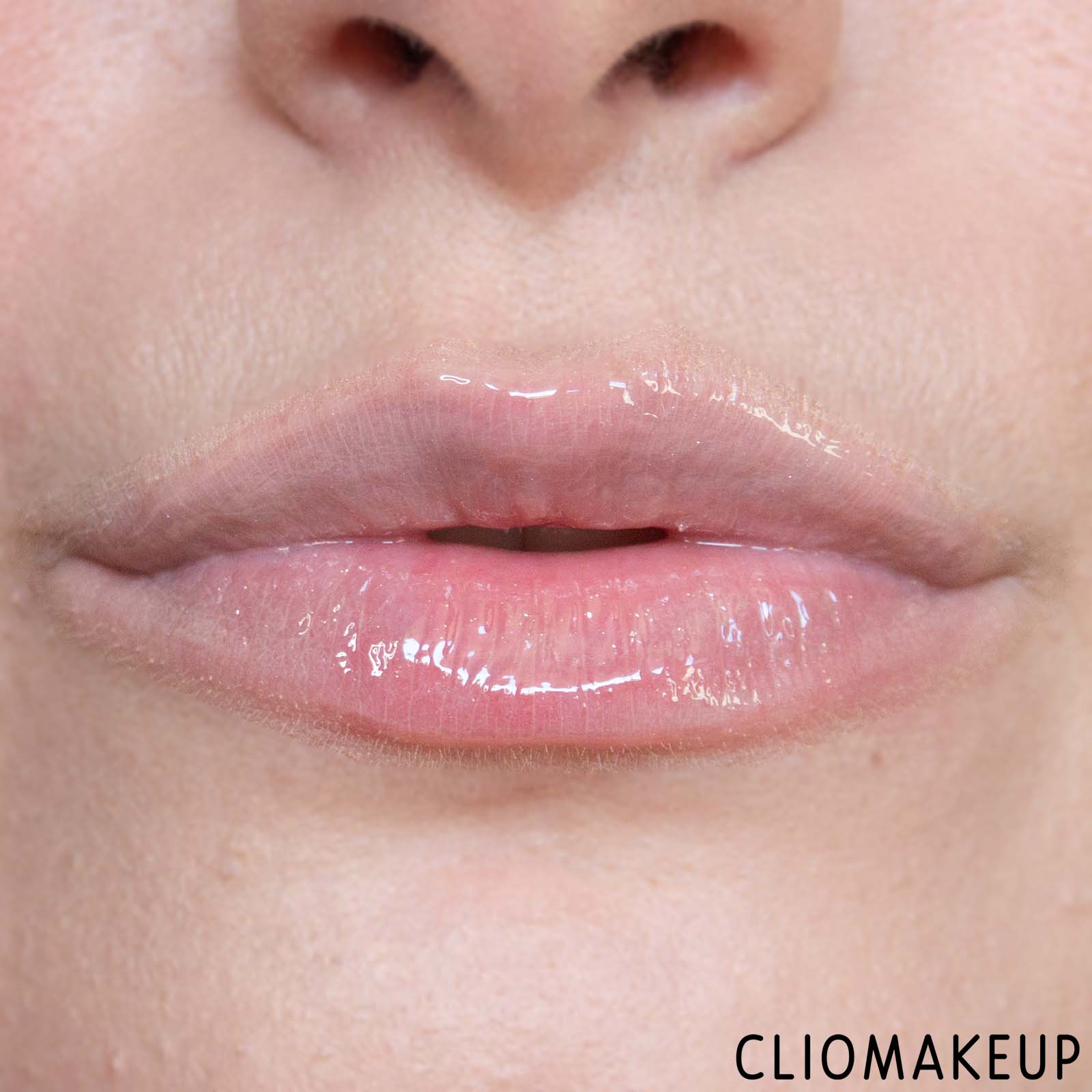 cliomakeup-recensione-gloss-revolution-lip-shot-plumping-lip-gloss-10