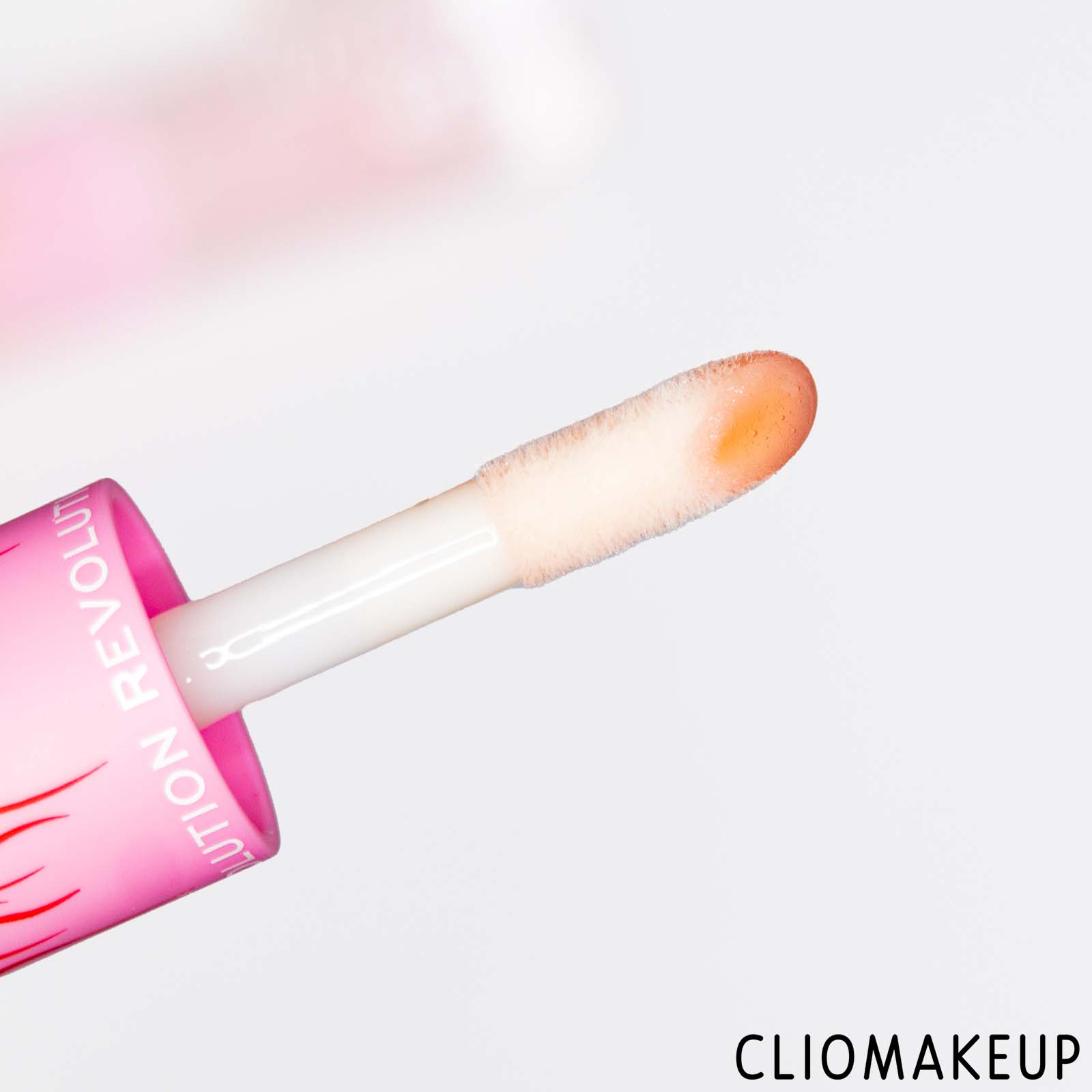 cliomakeup-recensione-gloss-revolution-lip-shot-plumping-lip-gloss-5