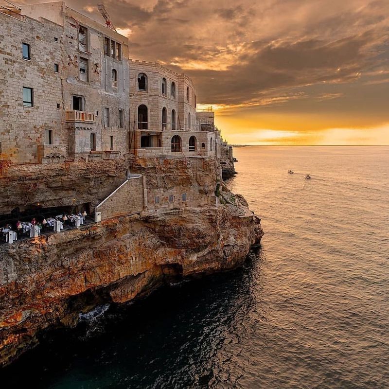 cliomakeup-tramonti-italia-estate-2022-polignano