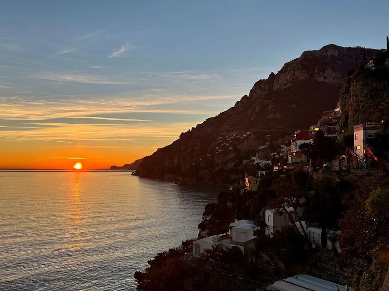 cliomakeup-tramonti-italia-estate-2022-positano