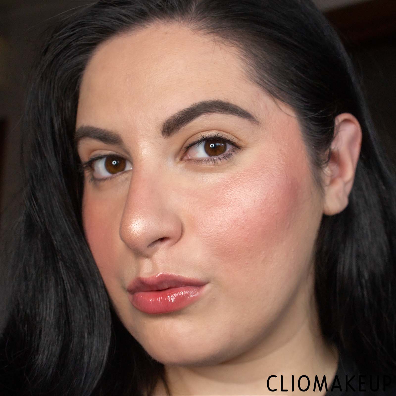 cliomakeup-recensione-siero-illuminante-essence-cute-as-shell-face-glow-booster-28