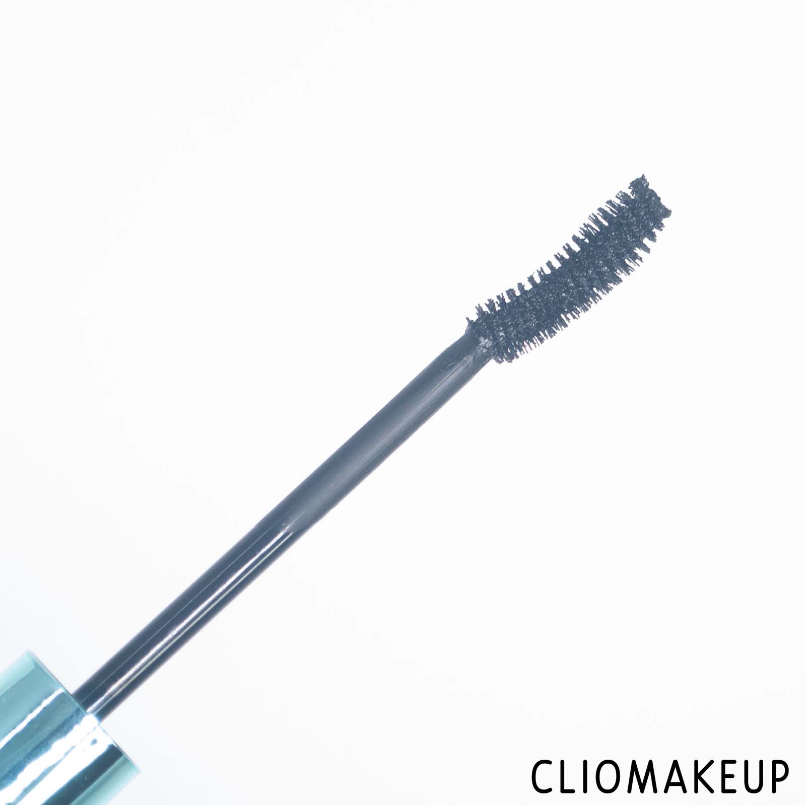 cliomakeup-recensione-mascara-essence-lash-like-a-boss-instant-volume-e-length-mascara-waterproof-5