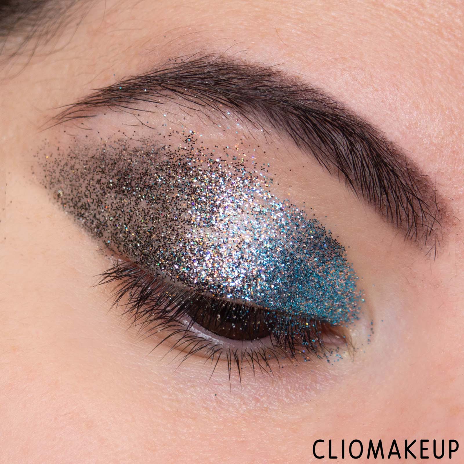 cliomakeup-recensione-palette-glitter-astra-virtual-cult-glitter-palette-12