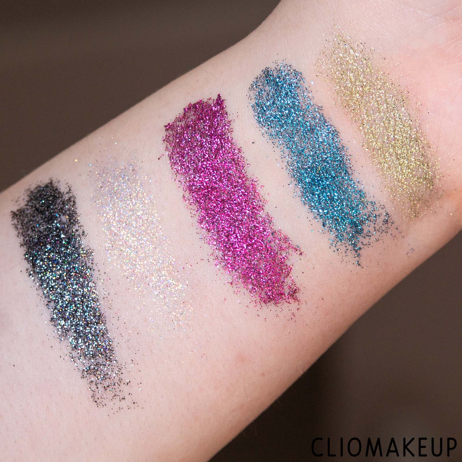 cliomakeup-recensione-palette-glitter-astra-virtual-cult-glitter-palette-6