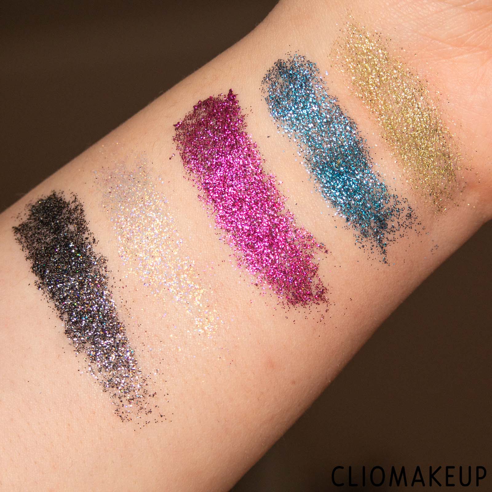 cliomakeup-recensione-palette-glitter-astra-virtual-cult-glitter-palette-7