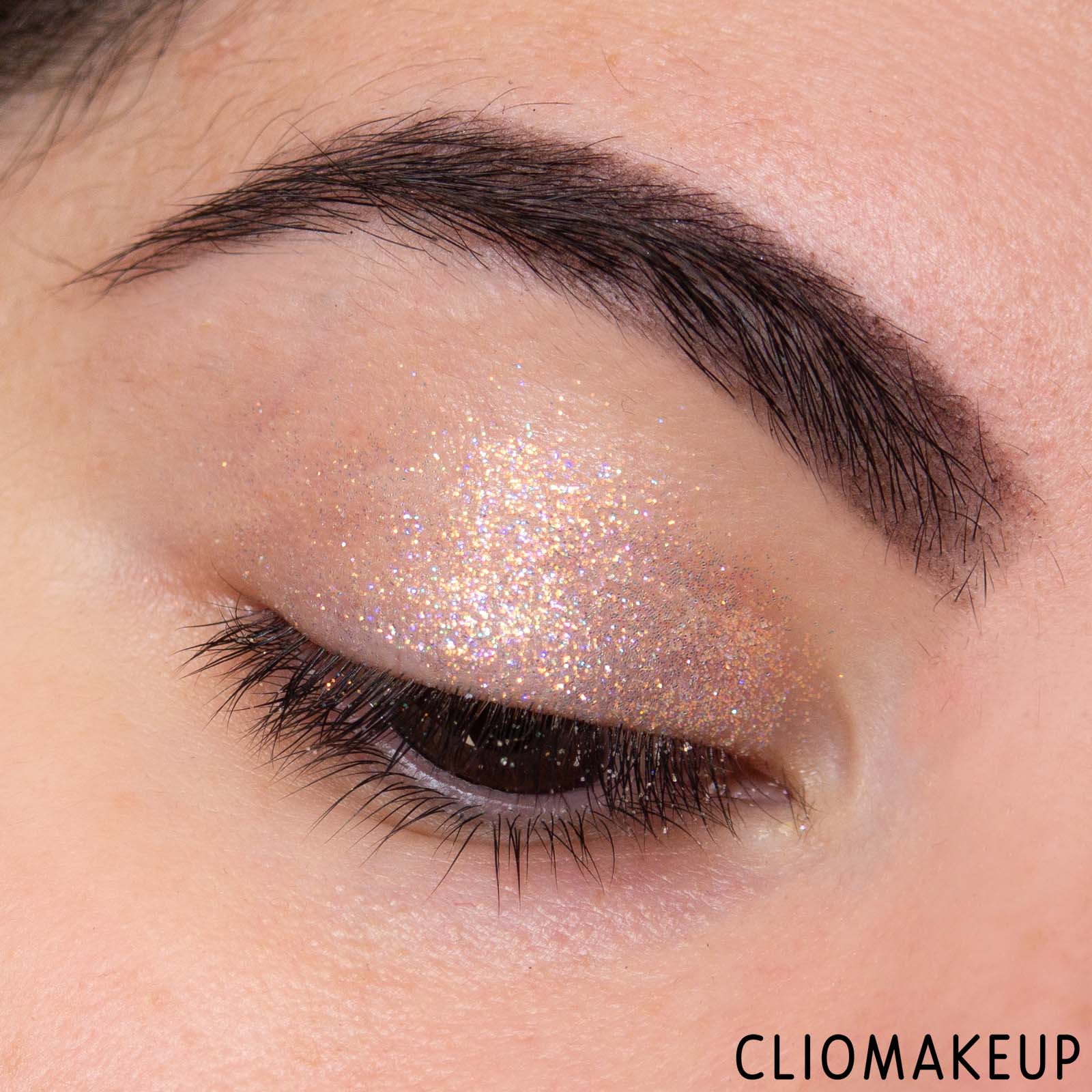 cliomakeup-recensione-palette-glitter-astra-virtual-cult-glitter-palette-8