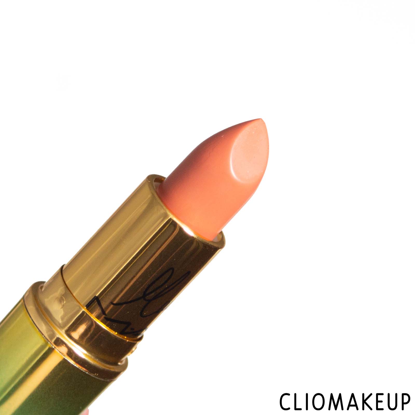 cliomakeup-recensione-rossetto-mac-lipstick-manuele-mameli-5