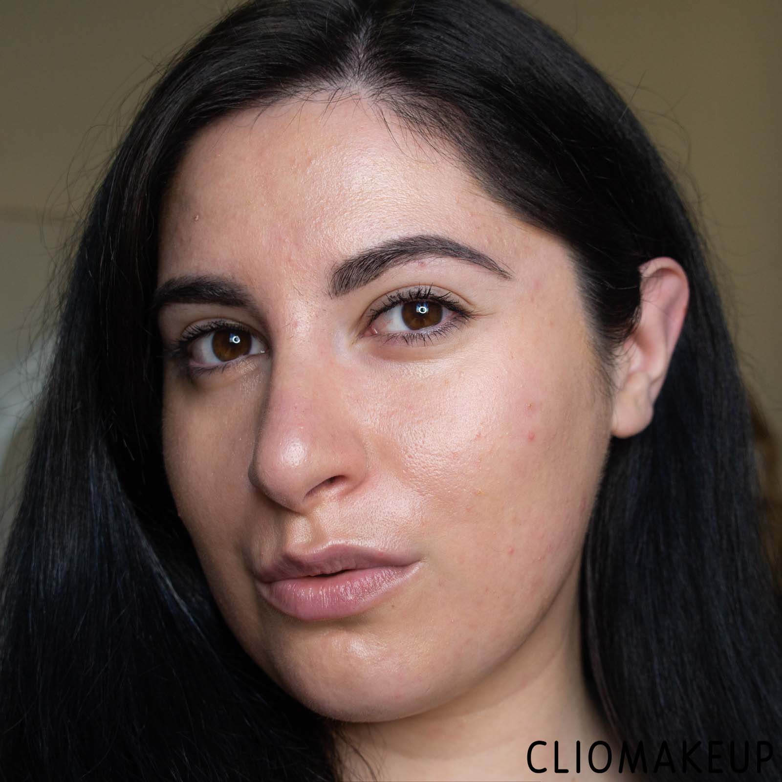 cliomakeup-recensione-fondotinta-elf-halo-glow-liquid-filter-13