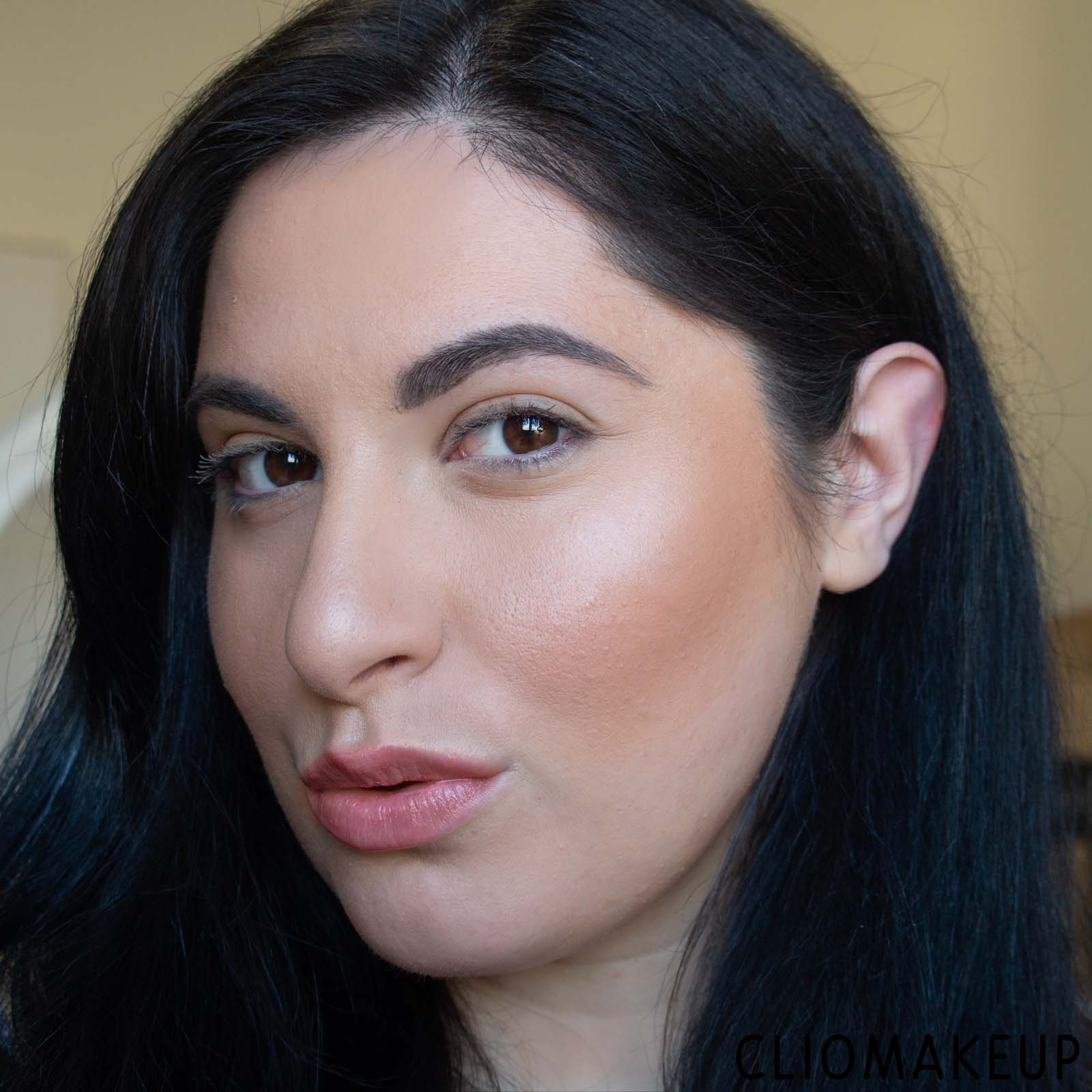 cliomakeup-recensione-fondotinta-elf-halo-glow-liquid-filter-14