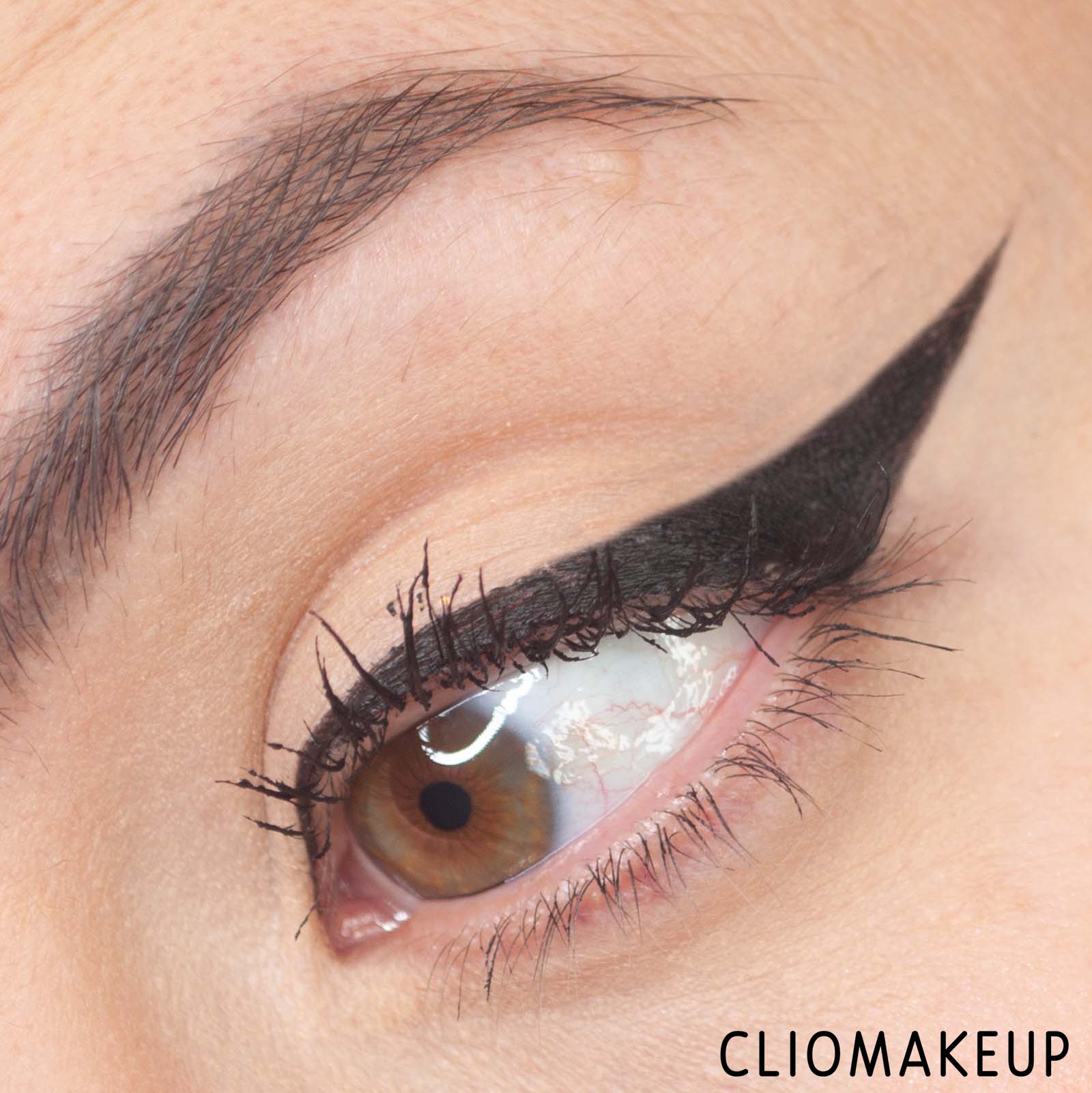 cliomakeup-recensione-eyeliner-one-size-disney-fantasia-point-made-waterproof-liquid-eyeliner-pen-11