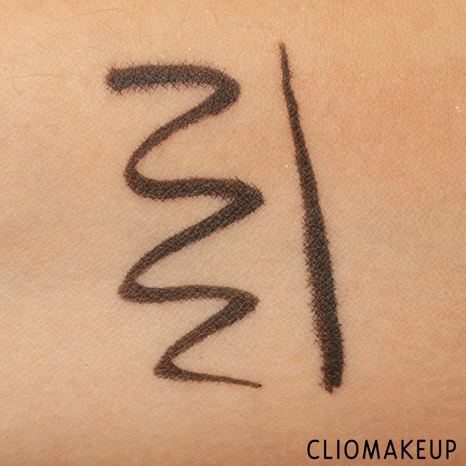 cliomakeup-recensione-eyeliner-one-size-disney-fantasia-point-made-waterproof-liquid-eyeliner-pen-6