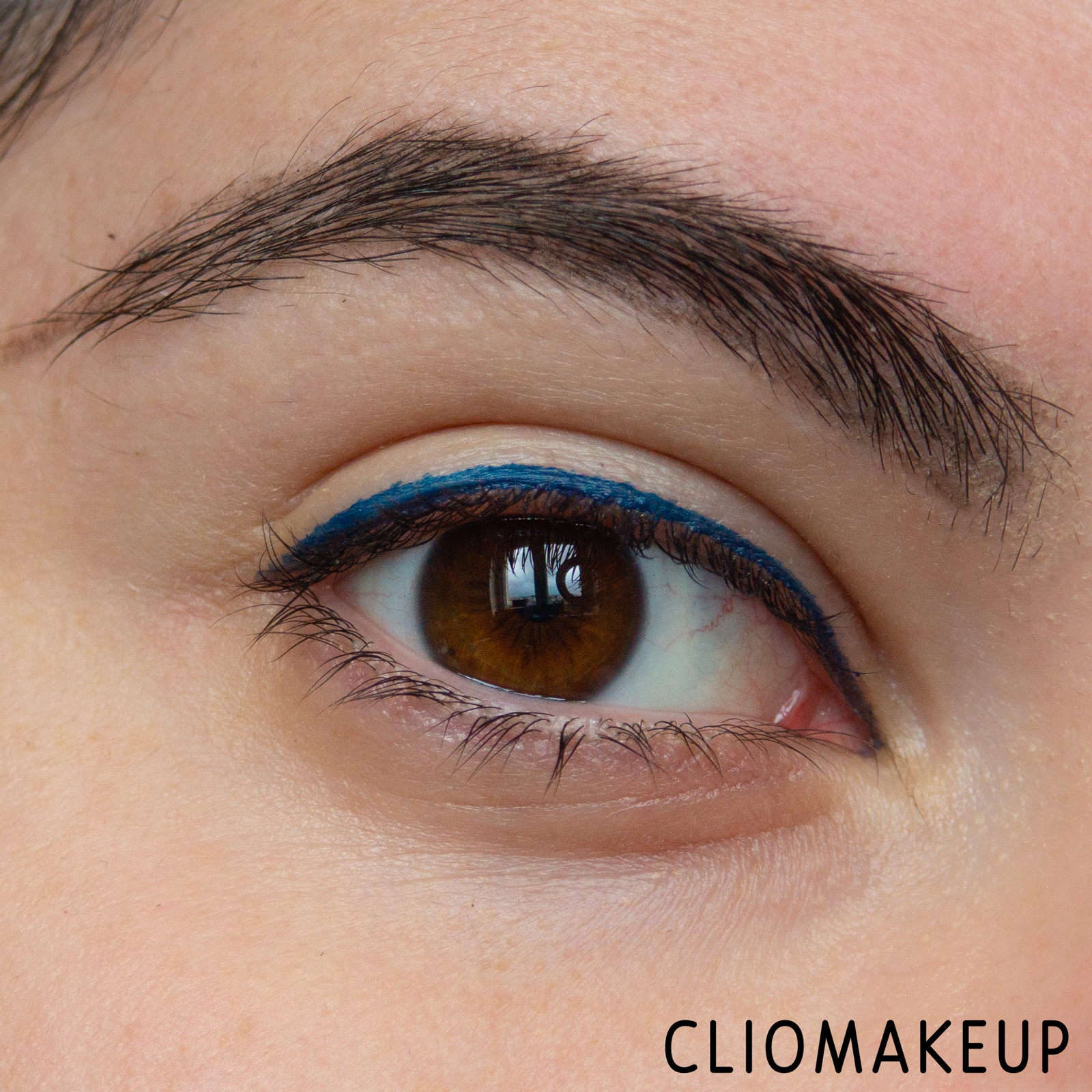 cliomakeup-recensione-eyelner-wycon-horizon-colored-eyeliner-8