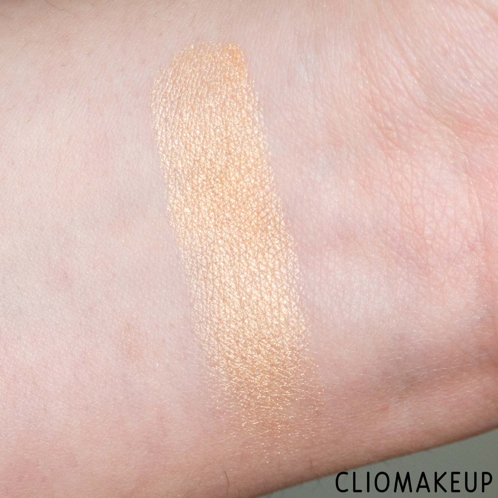 cliomakeup-recensione-illuminante-smashbox-x-becca-shimmering-skin-perfector-pressed-powder-7