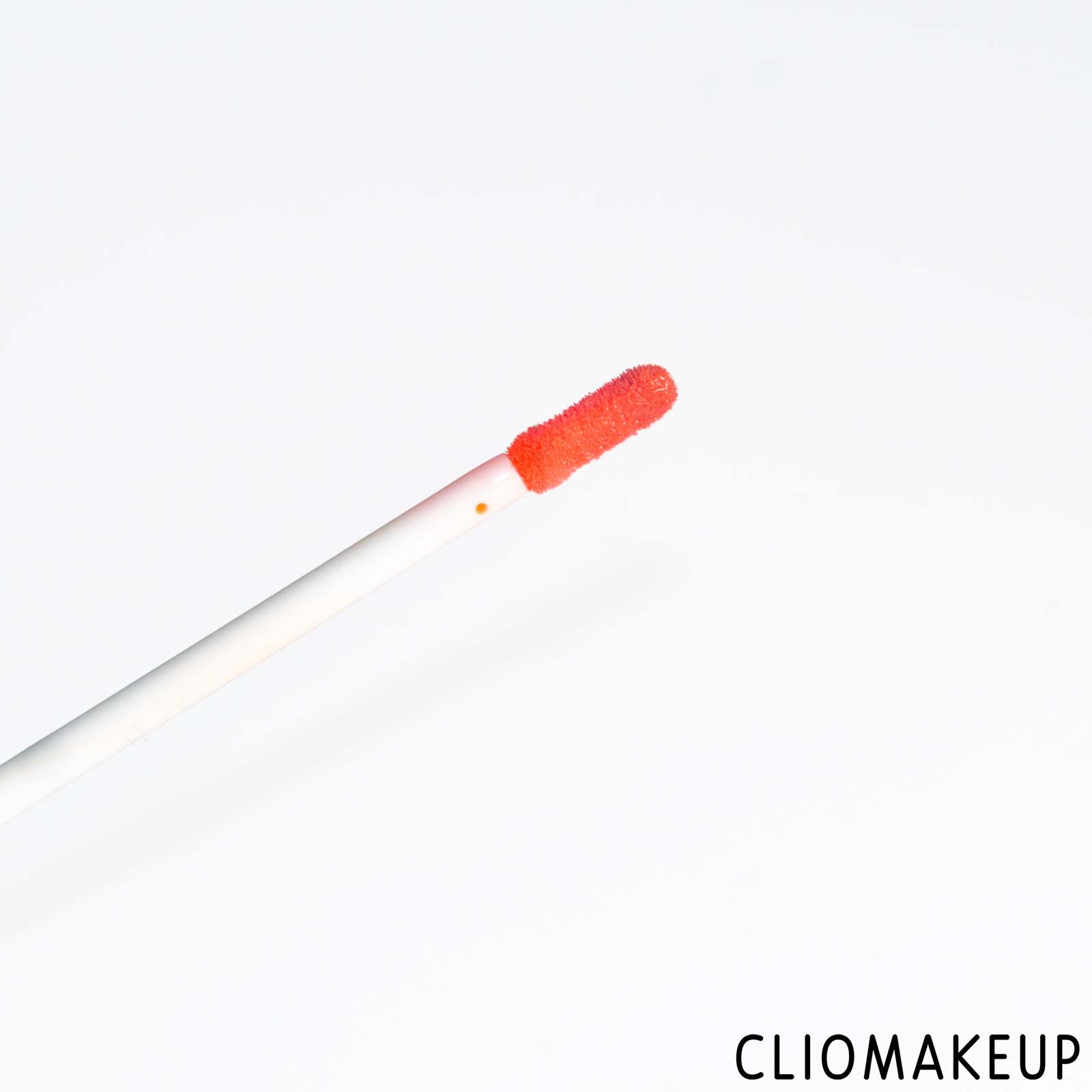 cliomakeup-recensione-olio-labbra-essence-pumpkins-pretty-please-colour-changing-lip-oil-5