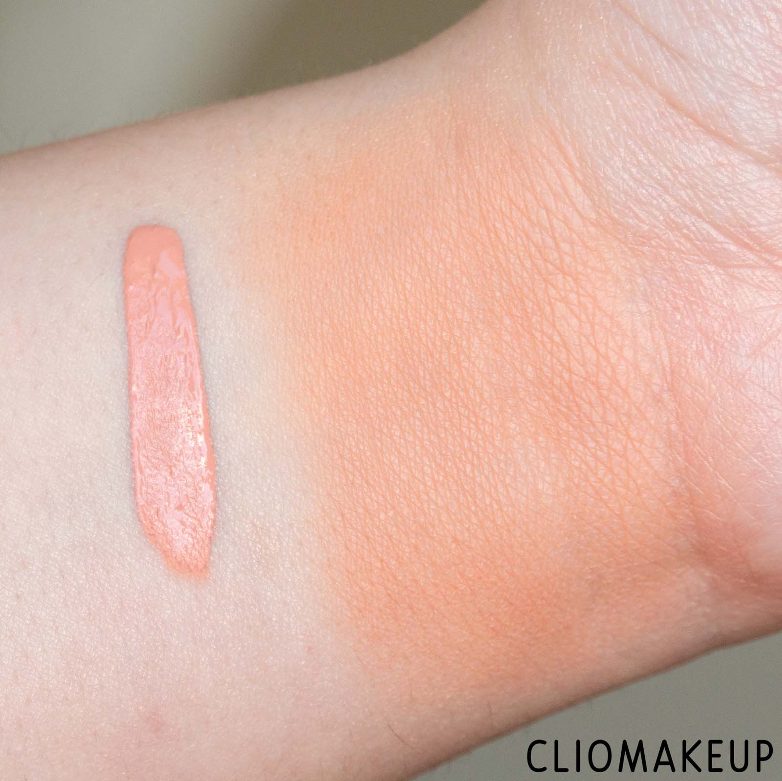 cliomakeup-recensione-ombretto-liquido-revolution-double-up-liquid-eyeshadow-7