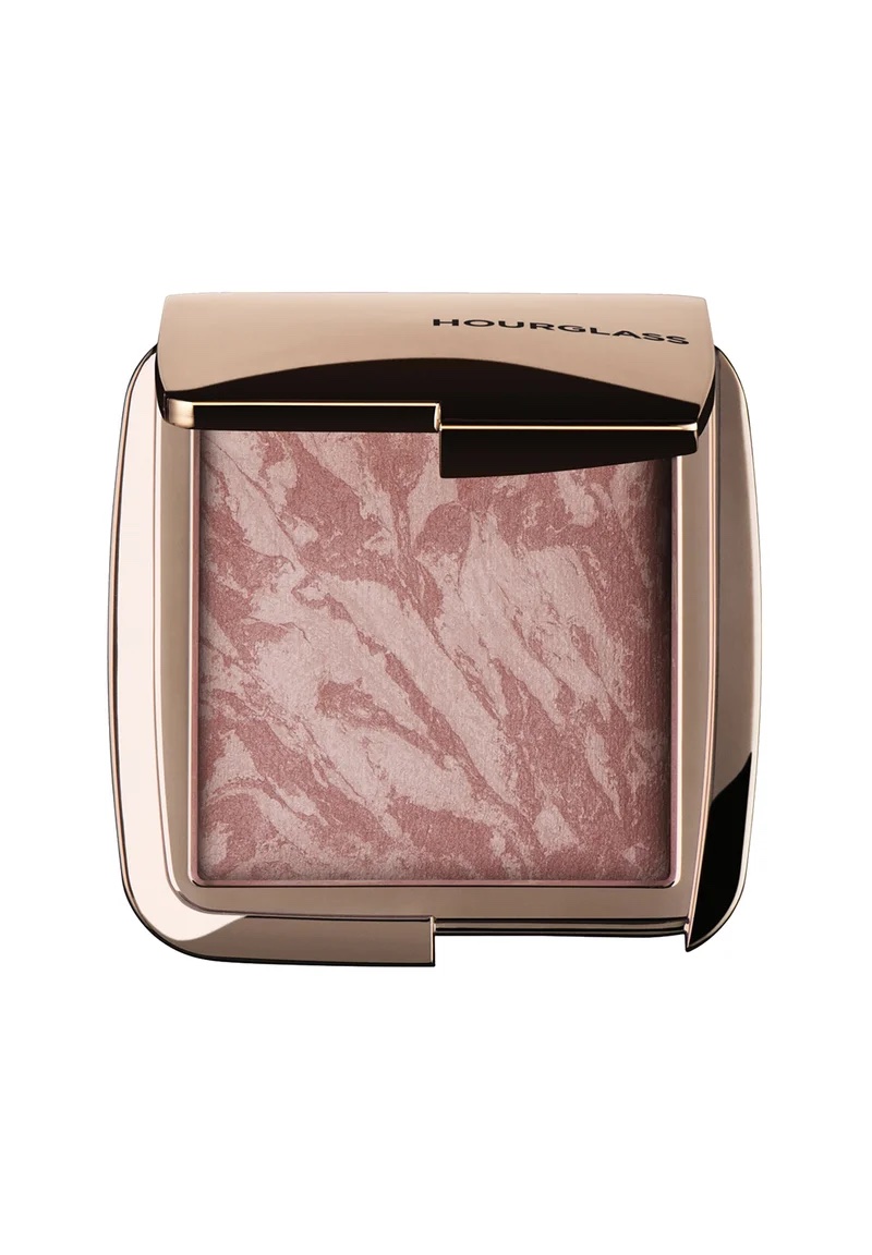 Cliomakeup-trend-glow-hourglass-ambient