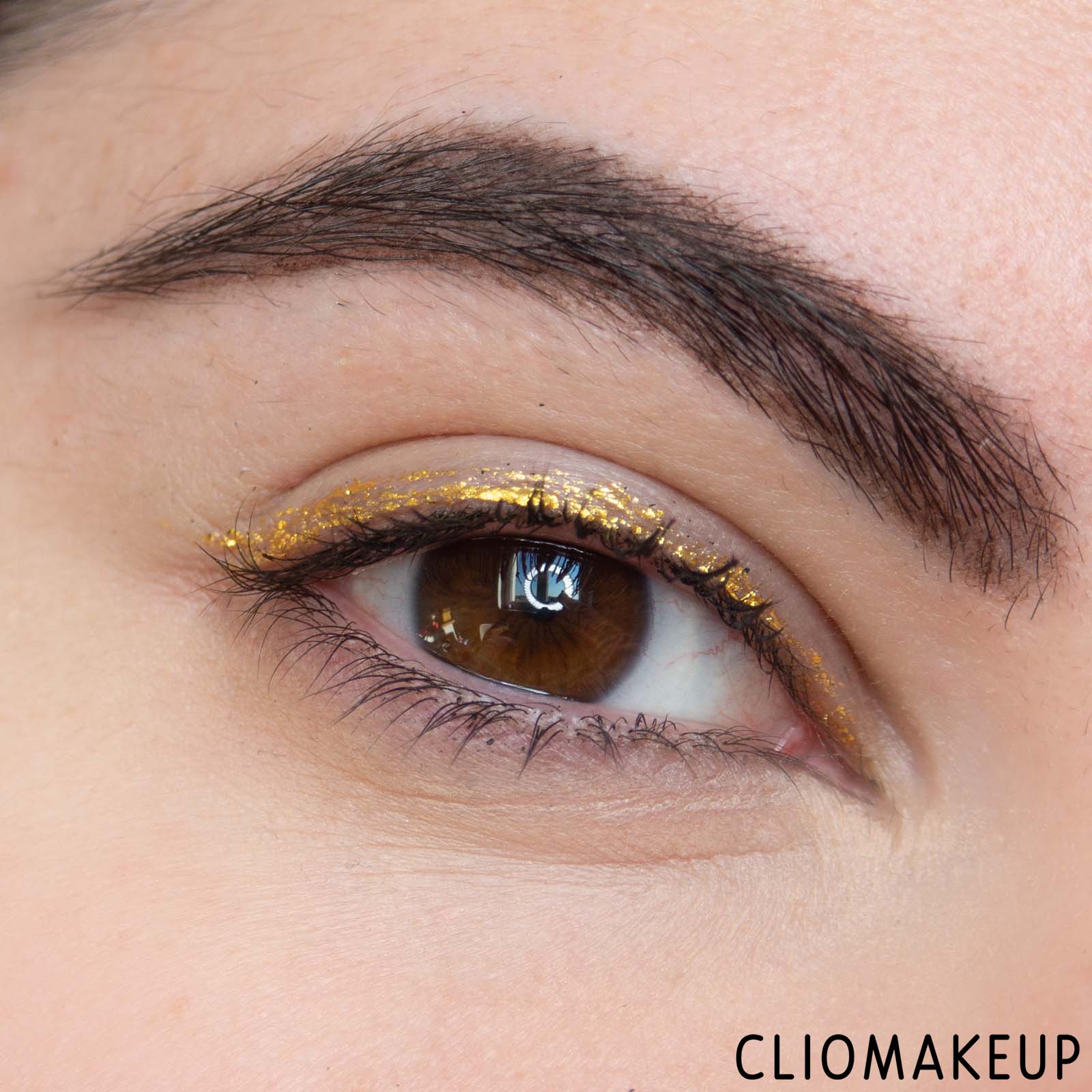 cliomakeup-recensione-eyeliner-revolution-chromatic-liner-gold-gleam-9