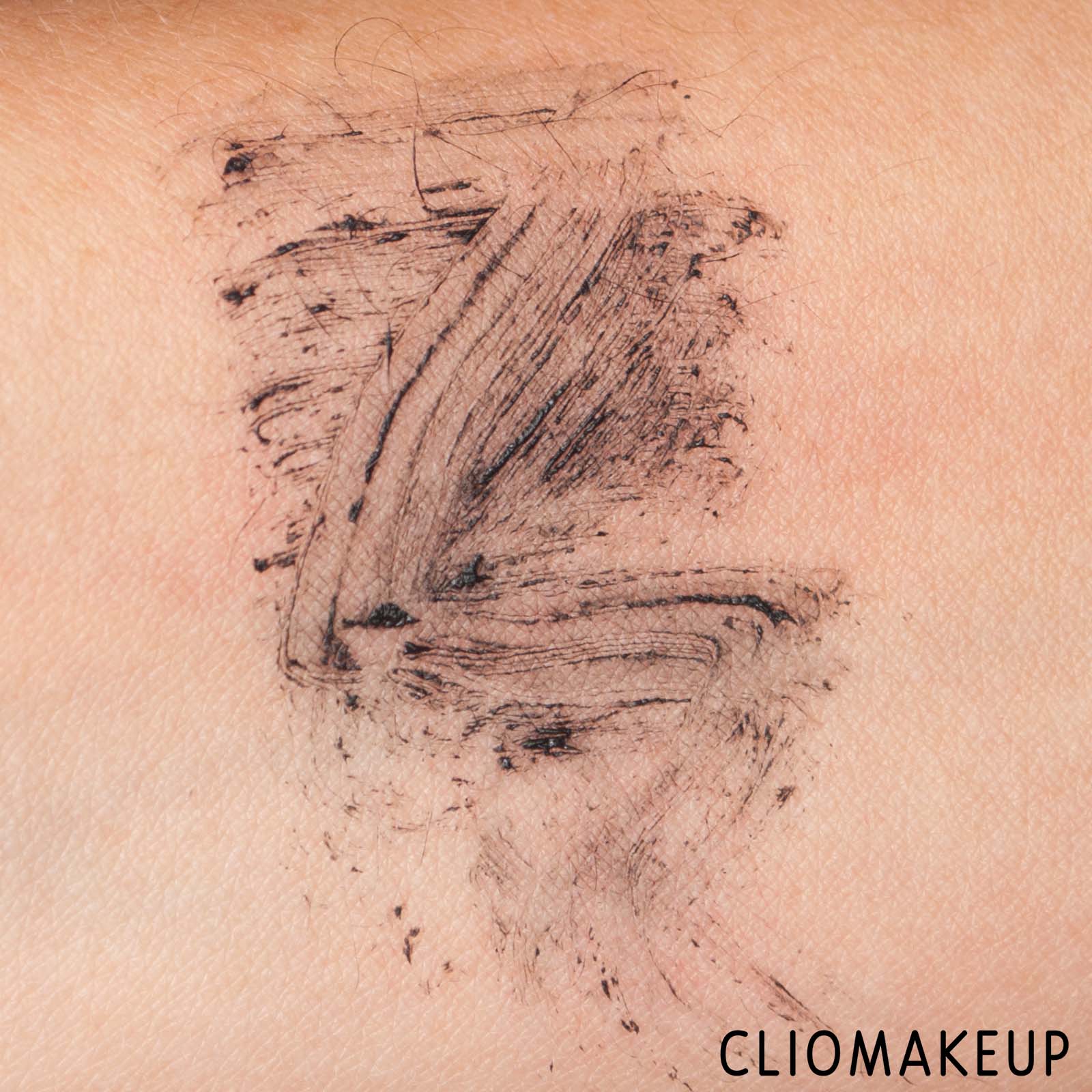 cliomakeup-recensione-mascara-kiko-powerful-love-volume-e-curling-mascara-7