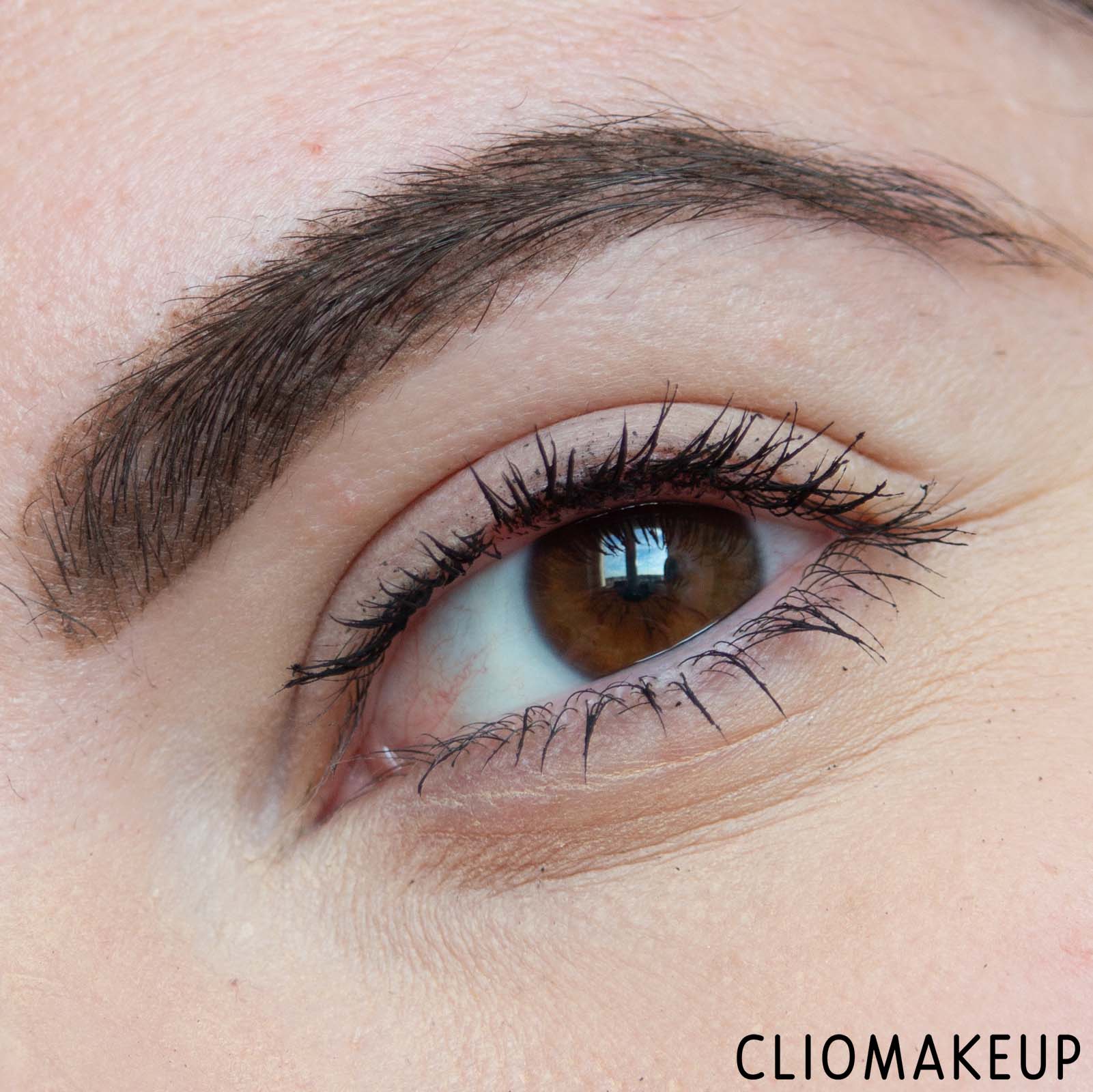 cliomakeup-recensione-mascara-revolution-cosmic-trip-alien-lash-mascara-10