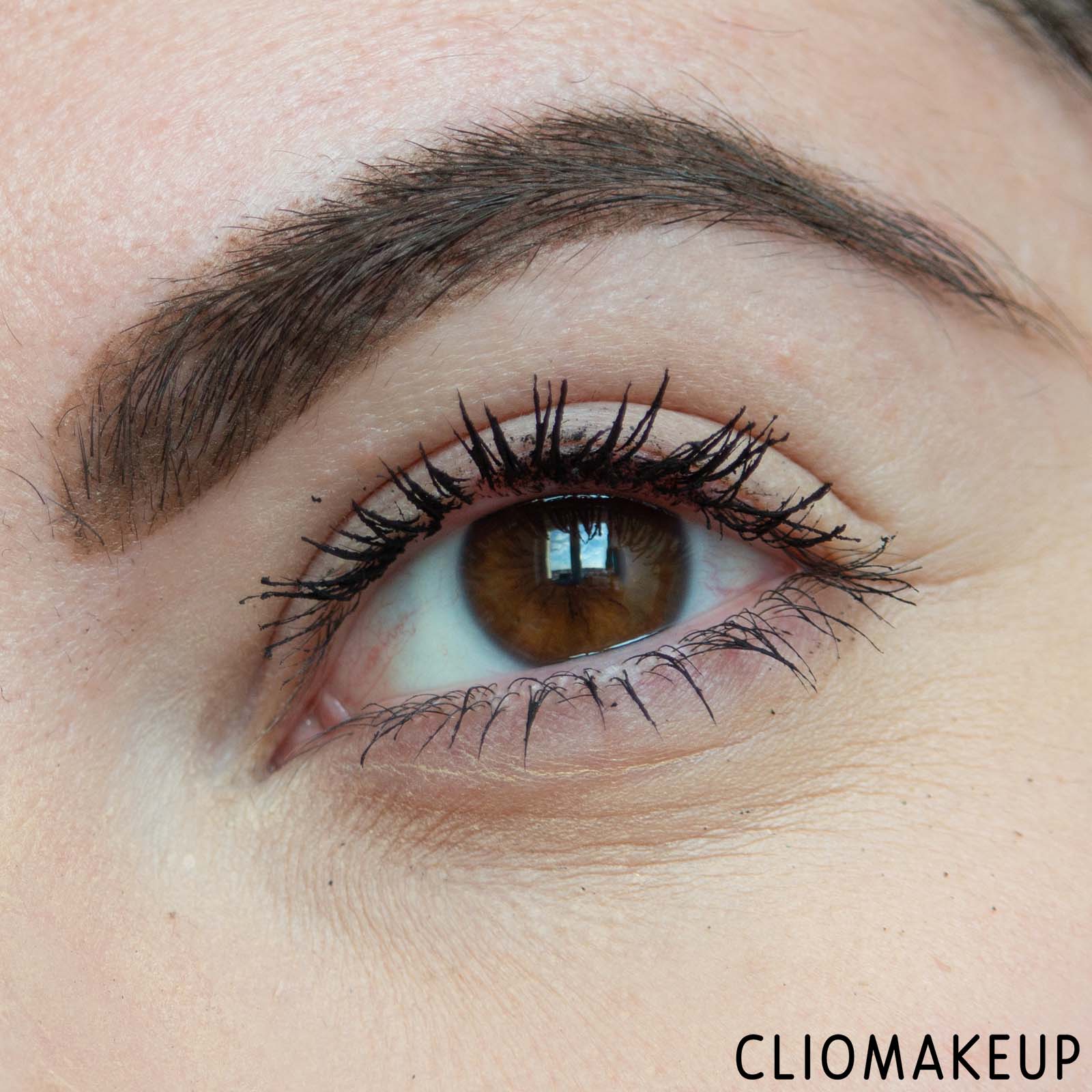 cliomakeup-recensione-mascara-revolution-cosmic-trip-alien-lash-mascara-12