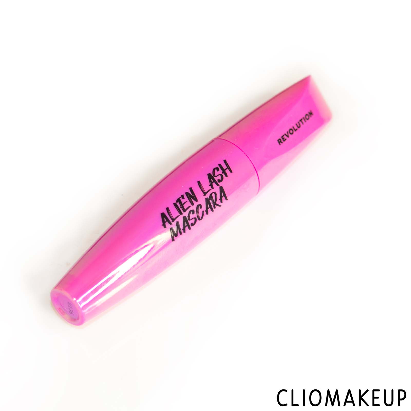 cliomakeup-recensione-mascara-revolution-cosmic-trip-alien-lash-mascara-2