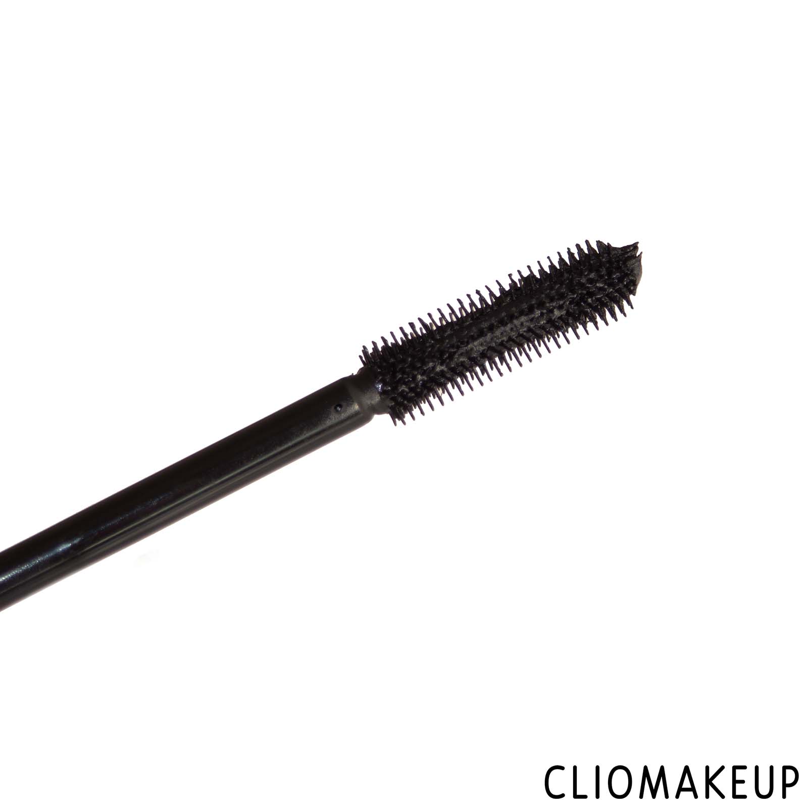 cliomakeup-recensione-mascara-revolution-cosmic-trip-alien-lash-mascara-5