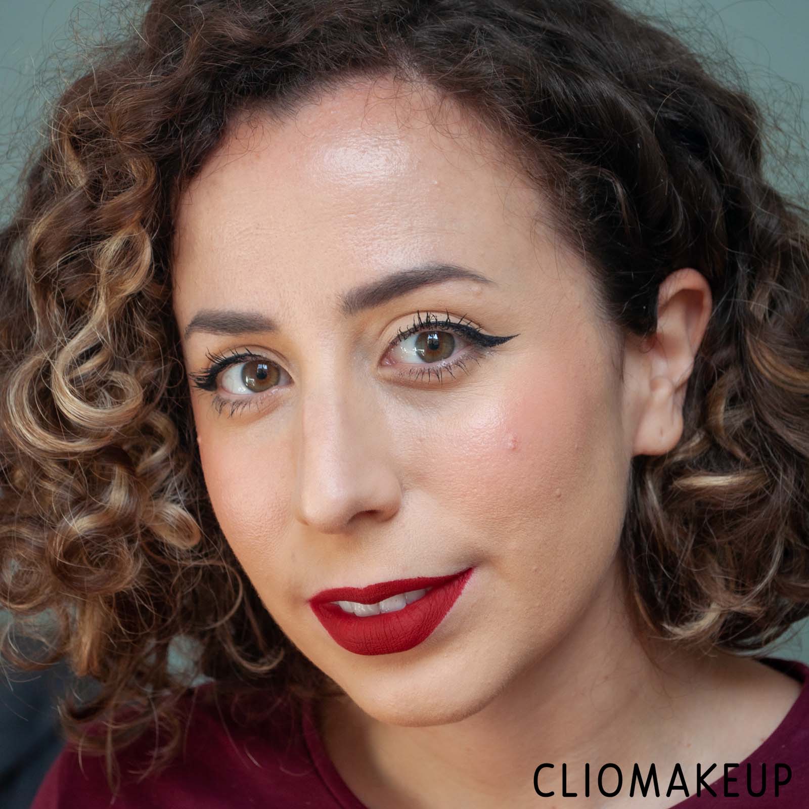 cliomakeup-recensione-fondotinta-kvd-vegan-beauty-good-apple-full-coverage-serum-foundation-12