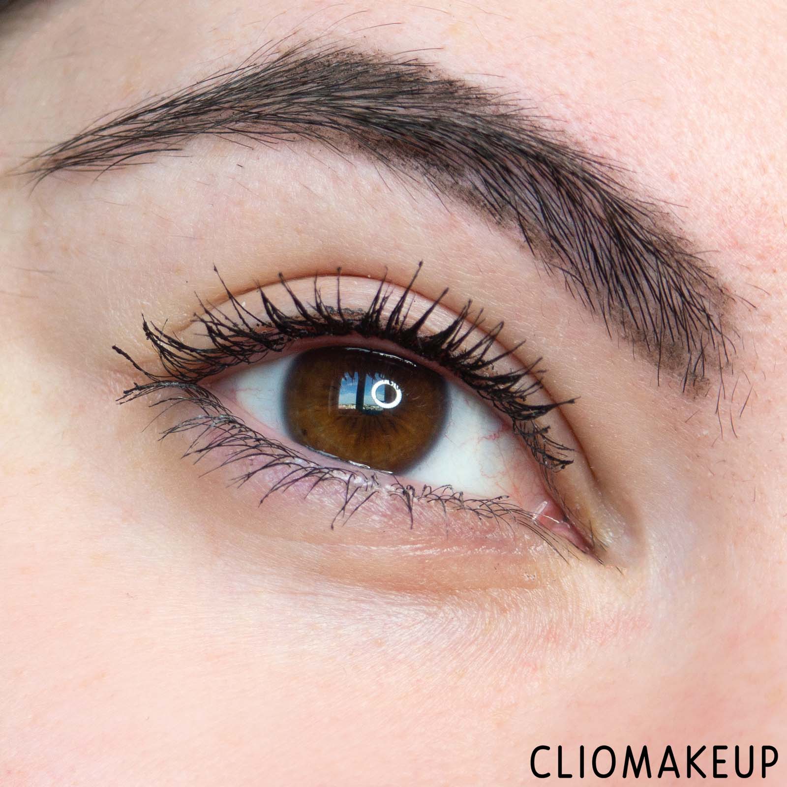 cliomakeup-recensione-mascara-loreal-double-extension-carbon-black-mascara-13