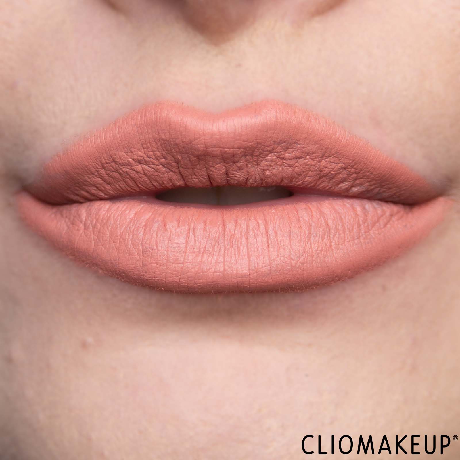 cliomakeup-recensione-matite-labbra-natasha-denona-i-need-a-rose-lip-crayon-11