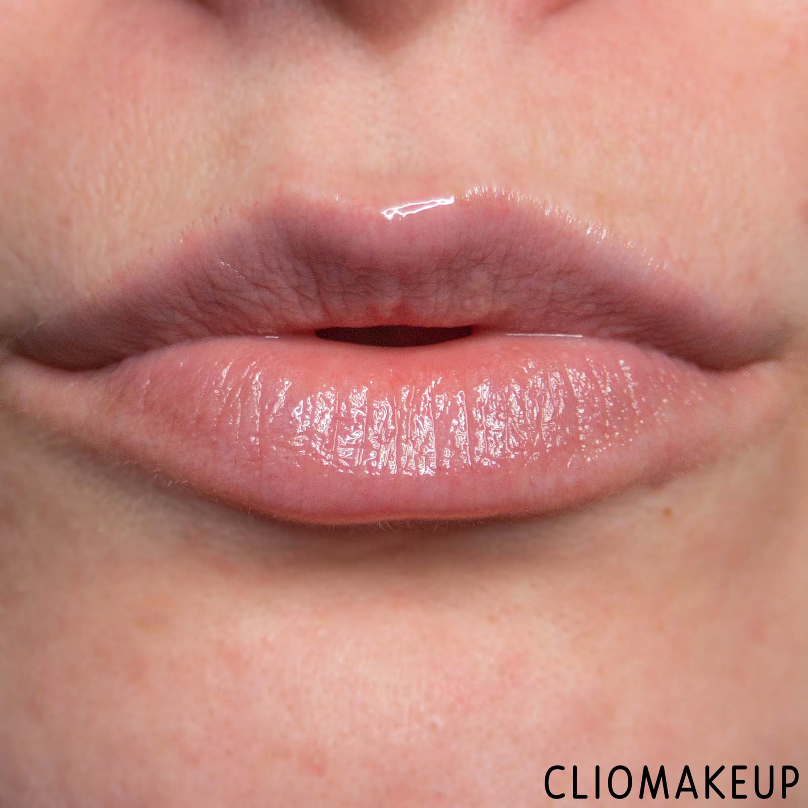 cliomakeup-recensione-olio-labbra-rem-beauty-essential-drip-lip-oil-11