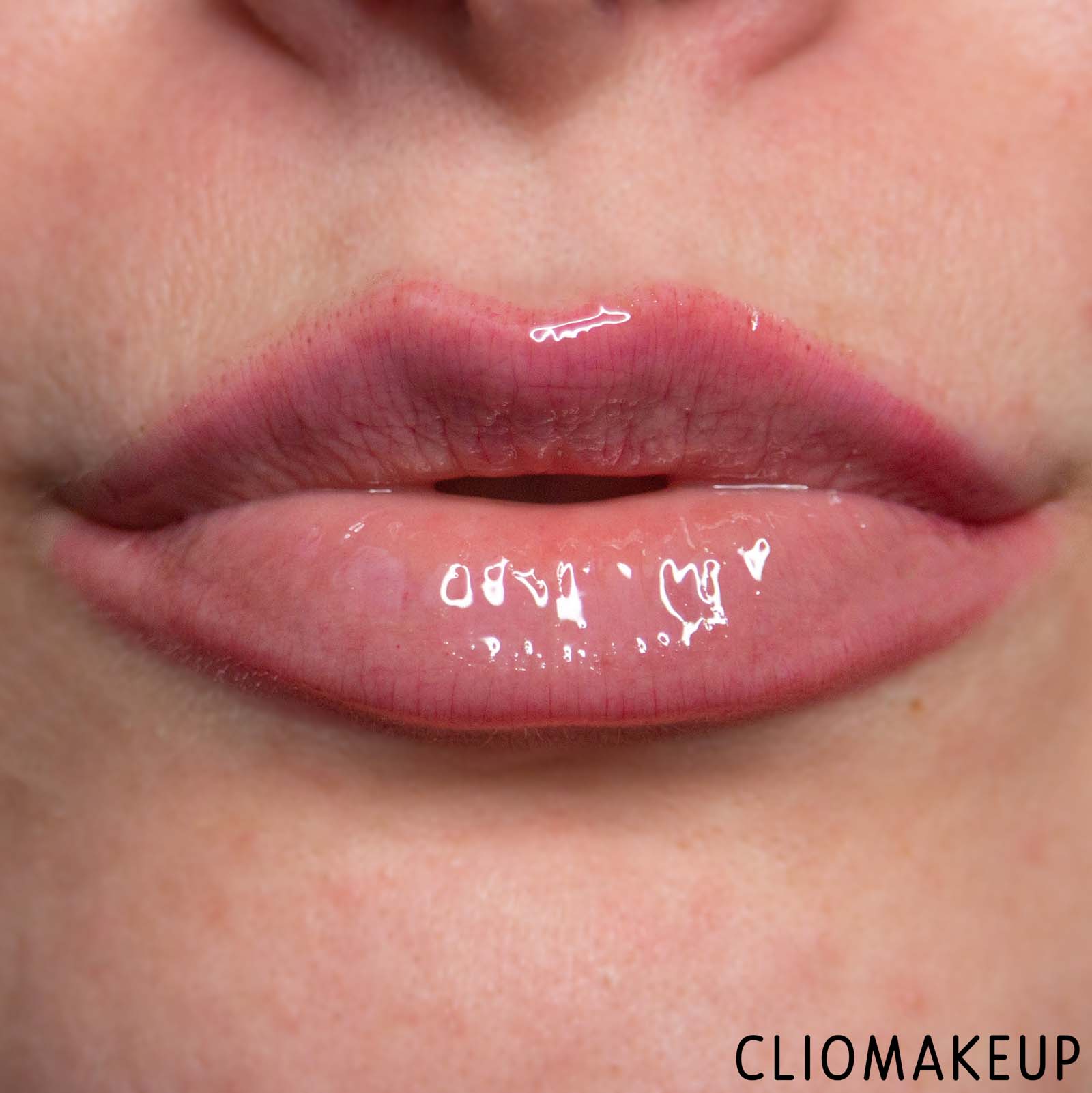 cliomakeup-recensione-olio-labbra-rem-beauty-essential-drip-lip-oil-13