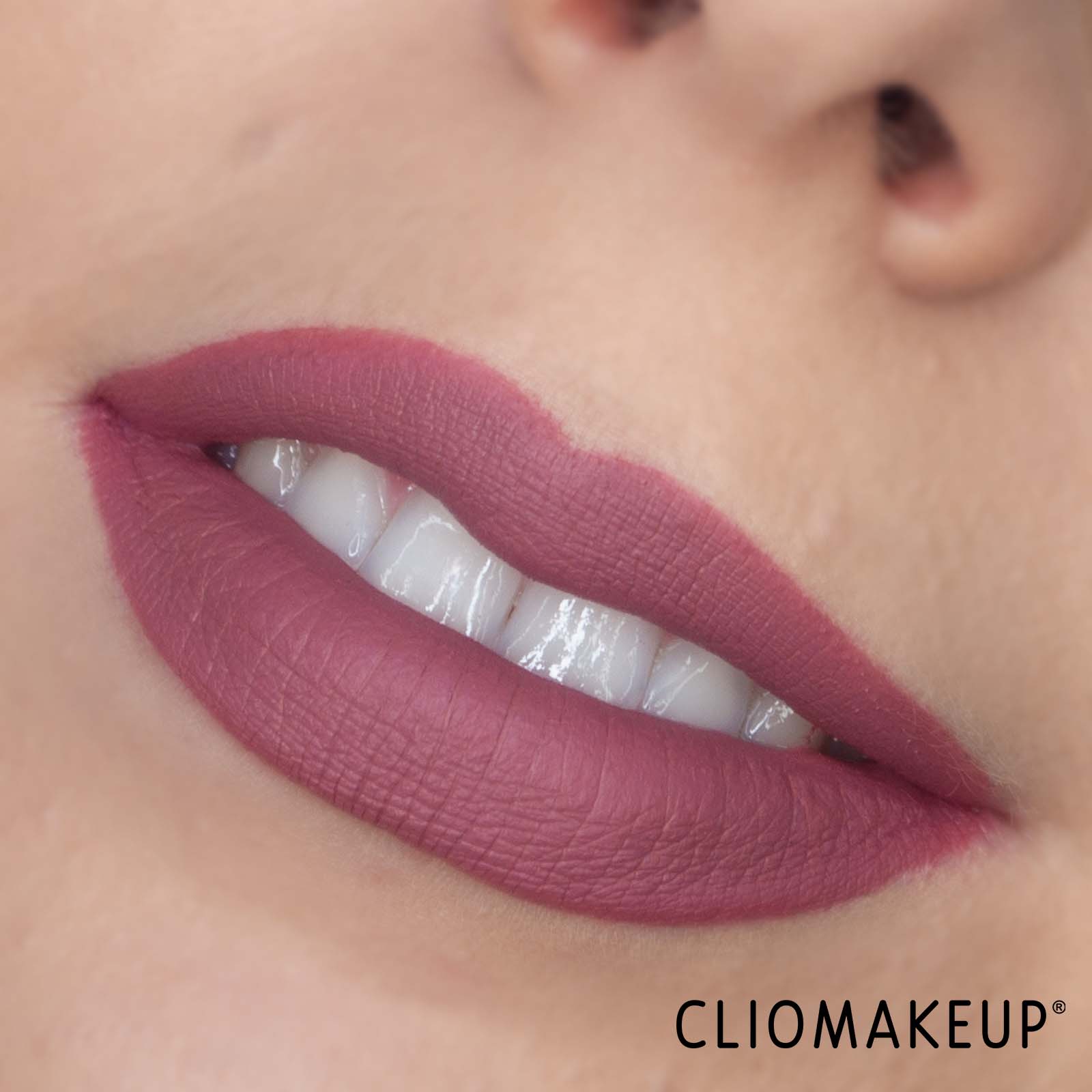 cliomakeup-recensione-rossetti-fenty-beauty-icon-velvet-liquid-lipstick-11