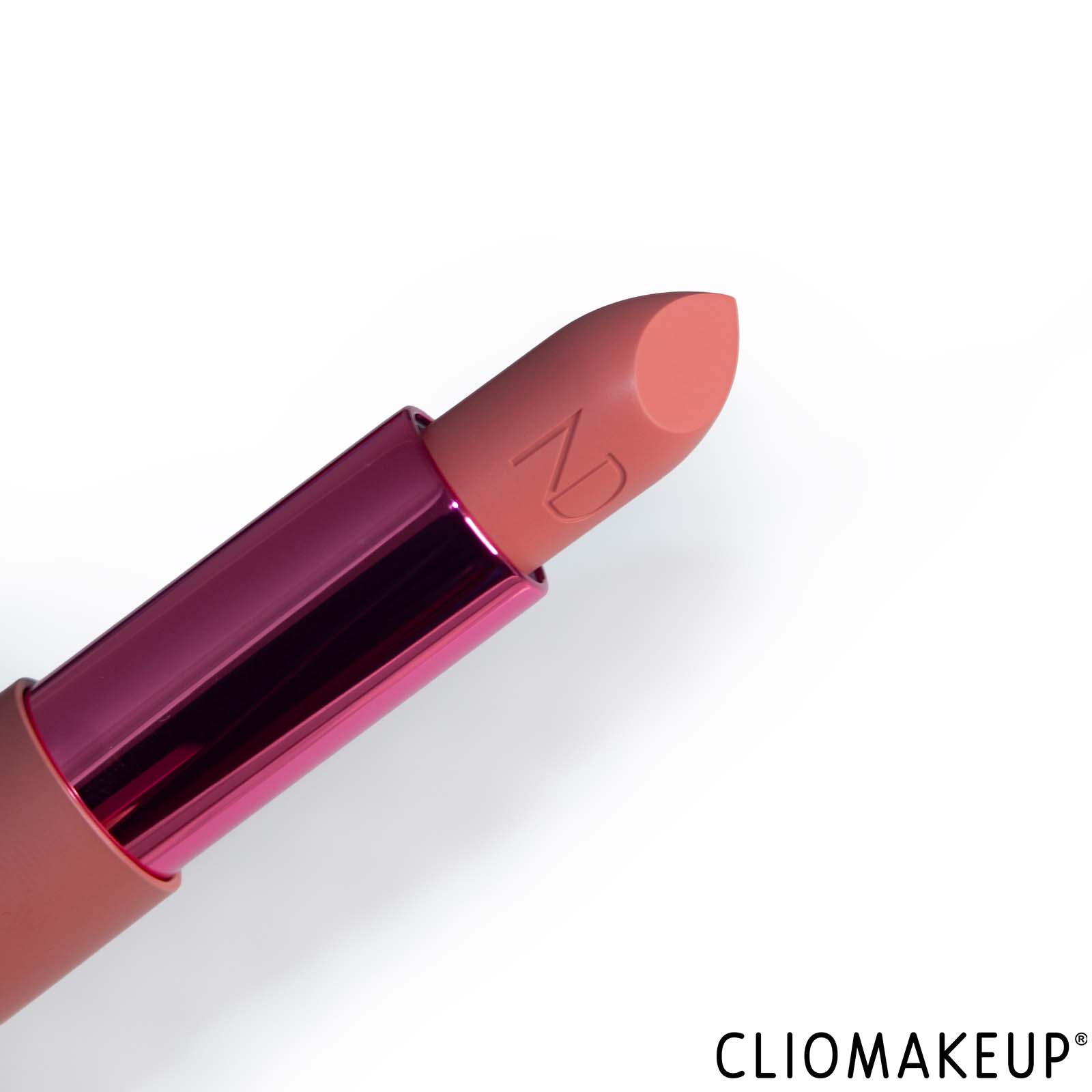 cliomakeup-recensione-rossetti-natasha-denona-i-need-a-rose-lipstick-5