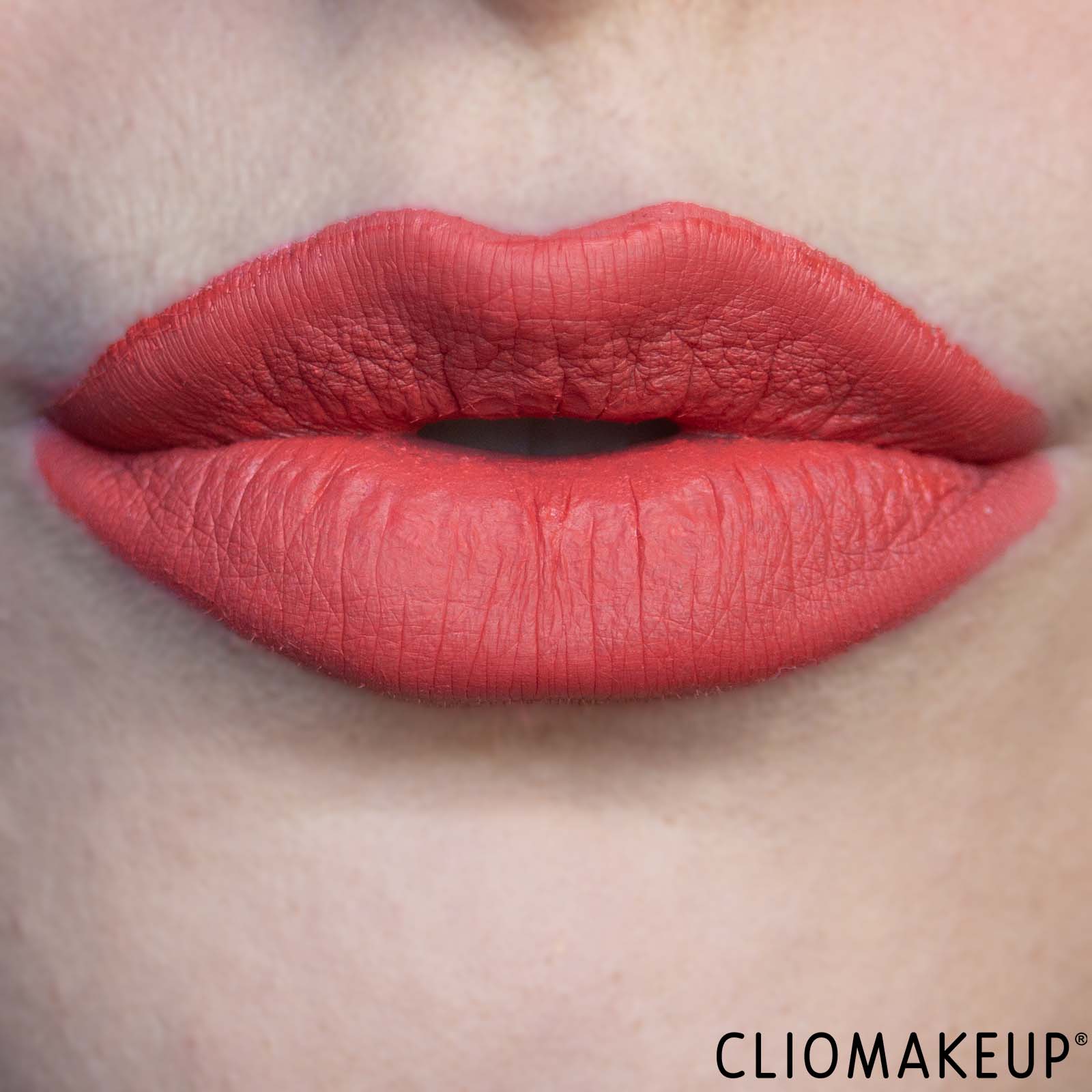 cliomakeup-recensione-tinta-labbra-e-guance-astra-hypnotize-liquid-lip-e-cheek-11