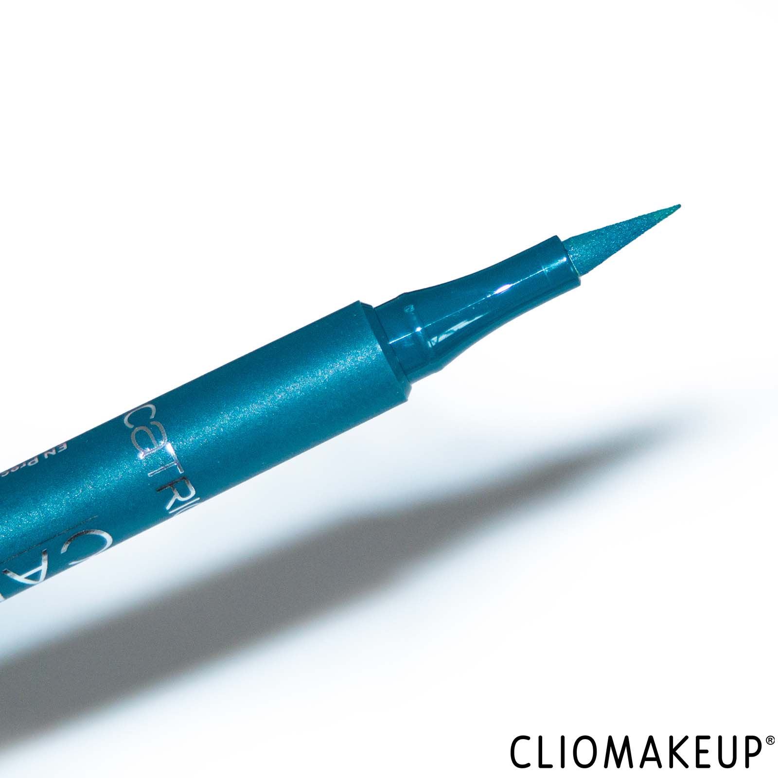 cliomakeup-recensione-eyeliner-catrice-calligraph-artist-matte-eyeliner-5