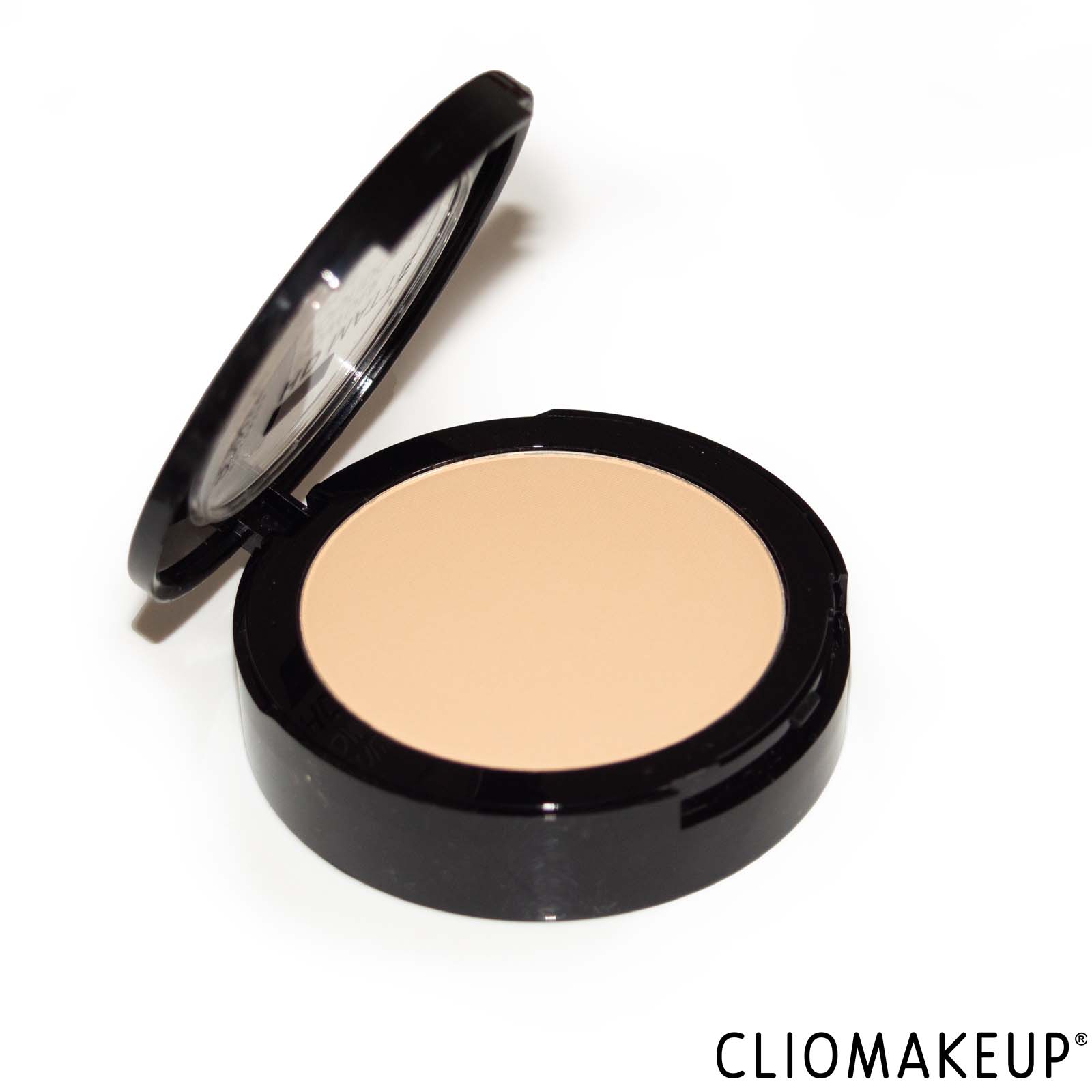 cliomakeup-recensione-fondotinta-catrice-18h-hd-matte-fondotinta-in-polvere-4