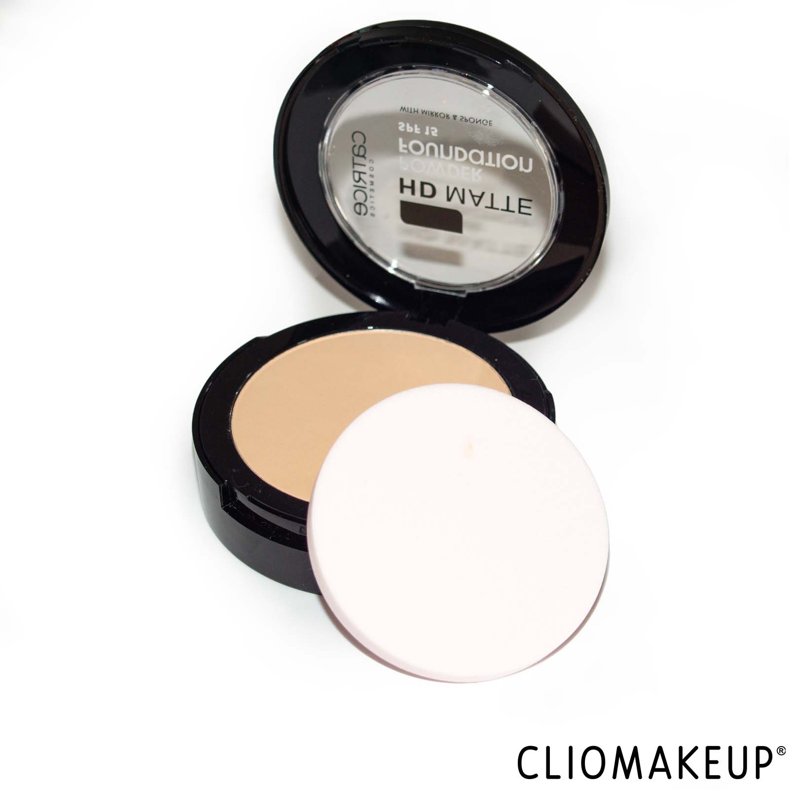 cliomakeup-recensione-fondotinta-catrice-18h-hd-matte-fondotinta-in-polvere-5