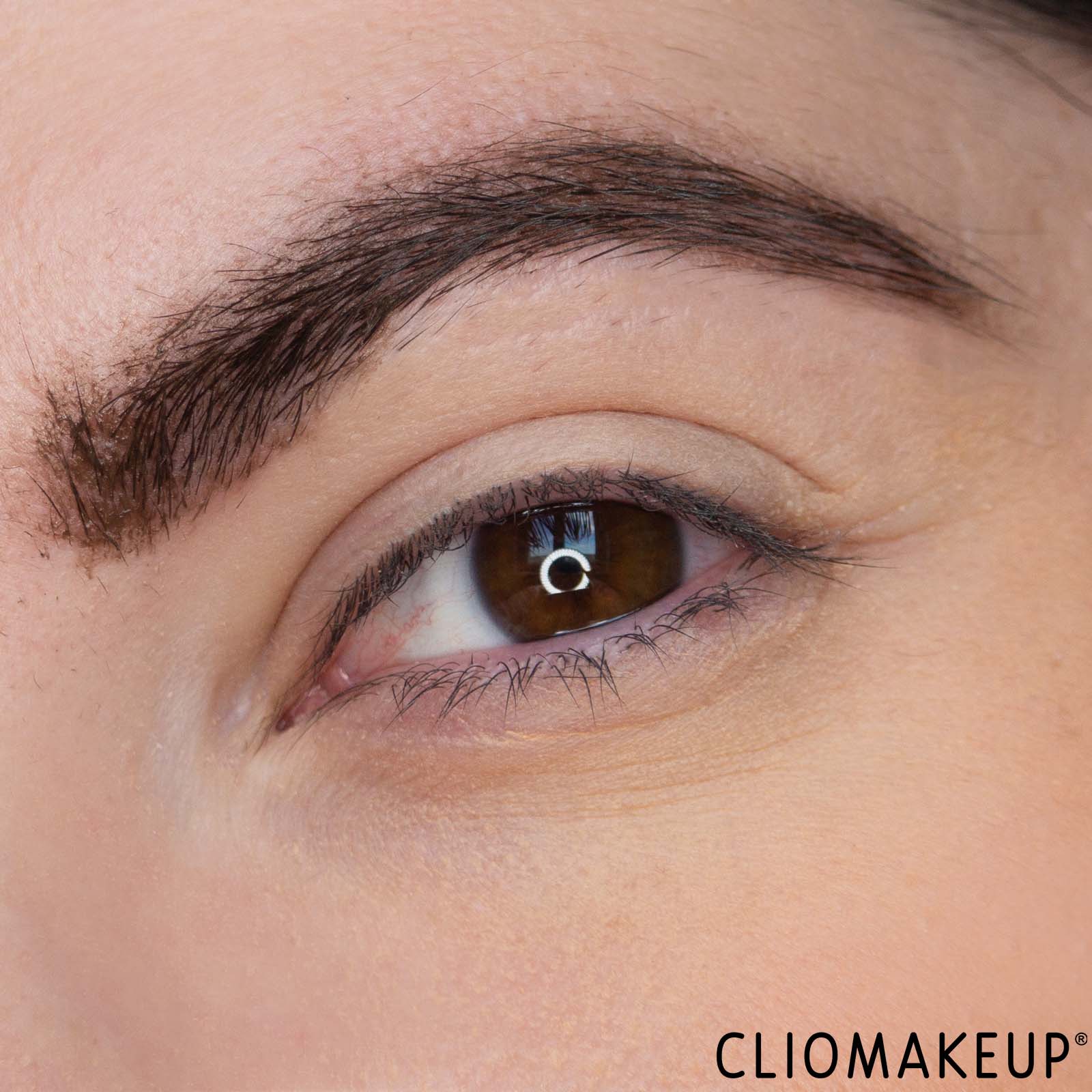 cliomakeup-recensione-gel-sopracciglia-nyx-thick-it-stick-it-brow-mascara-11